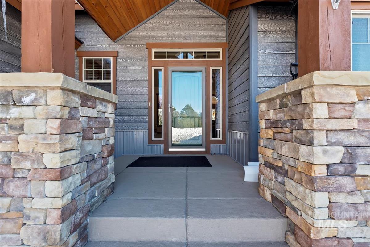 12920 Siscra Rd Property Photo 3