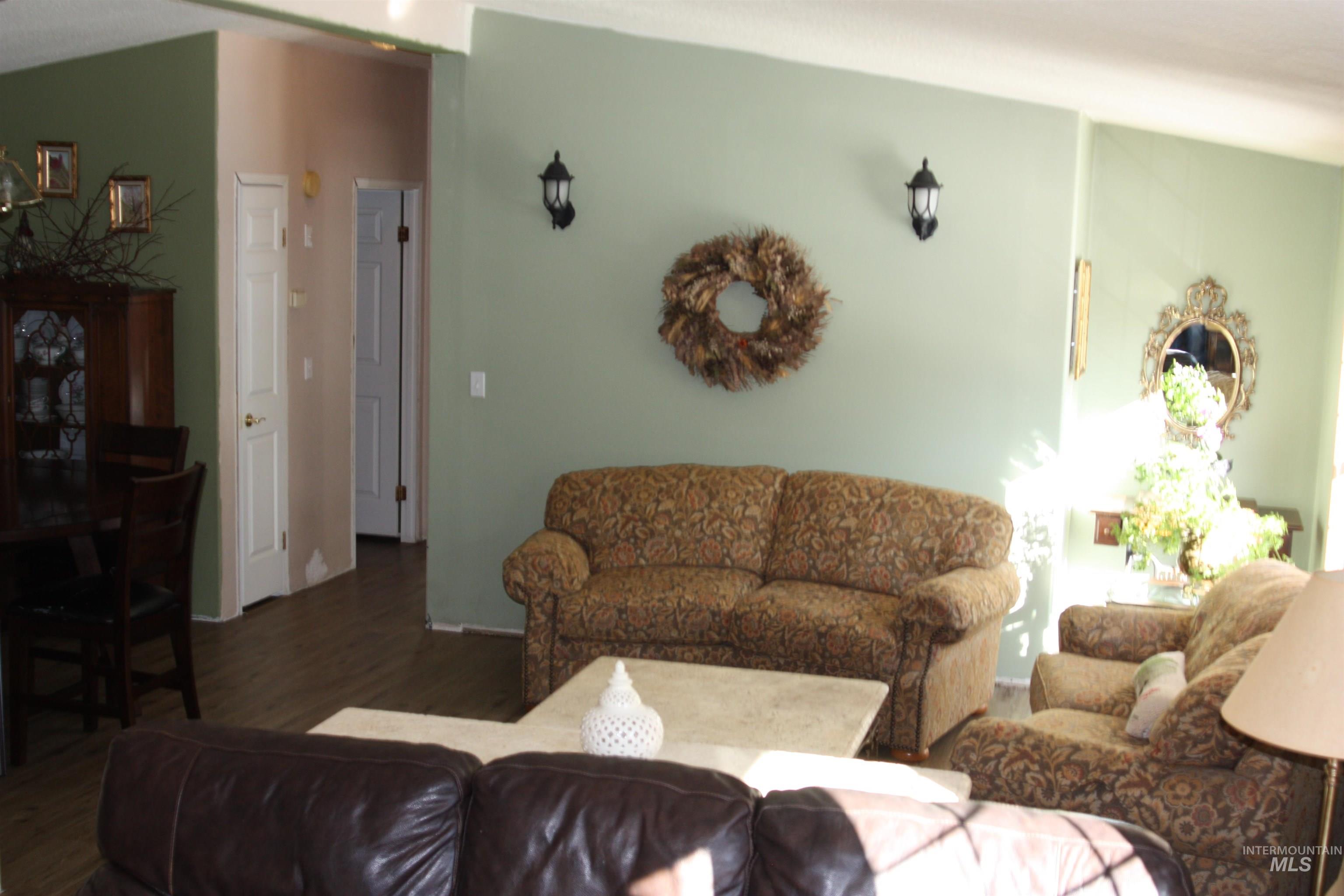 3191 Highway 95 Property Photo 4