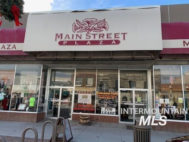 132 S Main Ave Property Photo