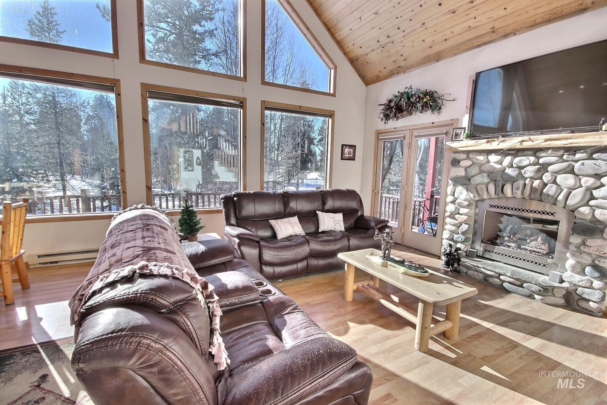 14187 Hancock Road Property Photo 4