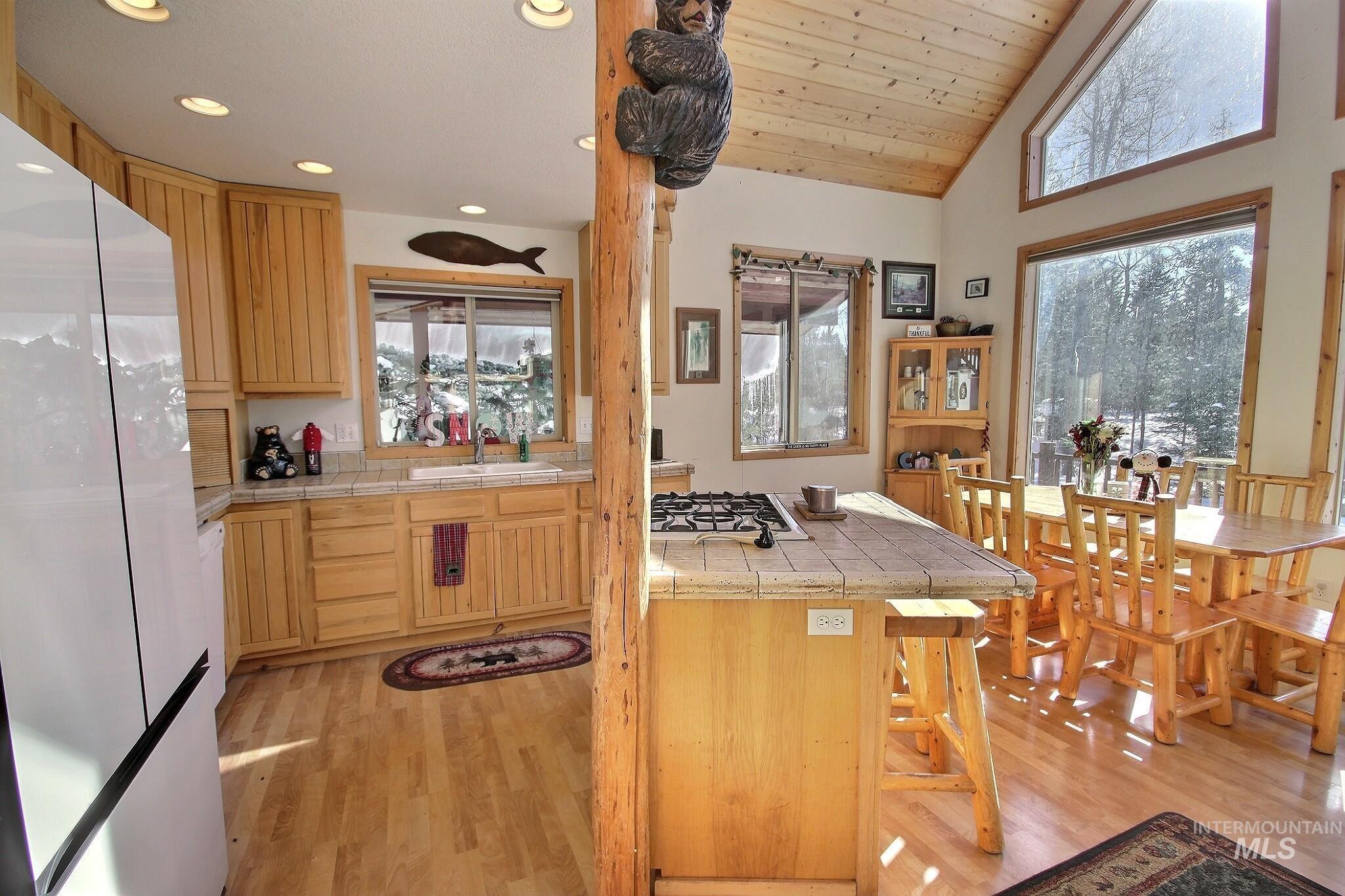 14187 Hancock Road Property Photo 7
