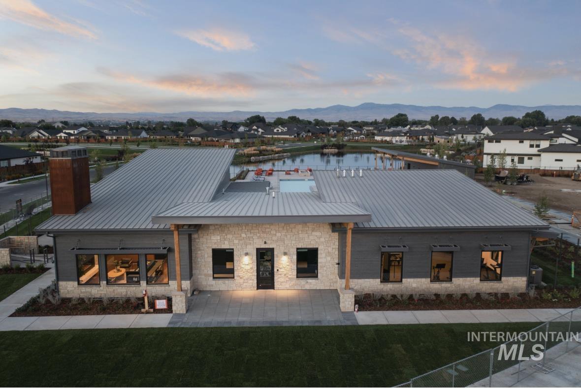 790 S Waning Ln Property Photo 5