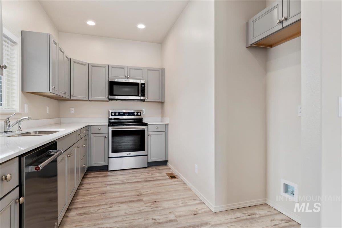511 S Pennsylvania Ave. Property Photo 5