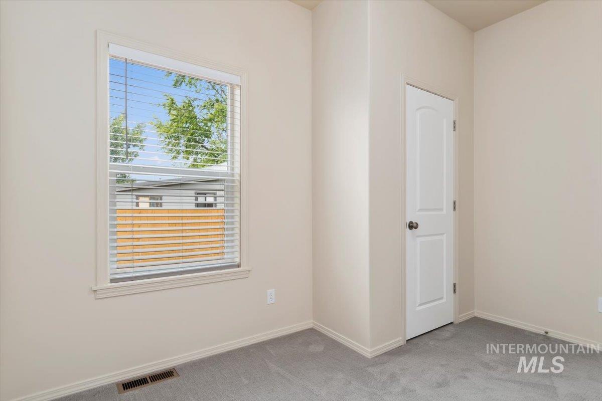 511 S Pennsylvania Ave. Property Photo 23