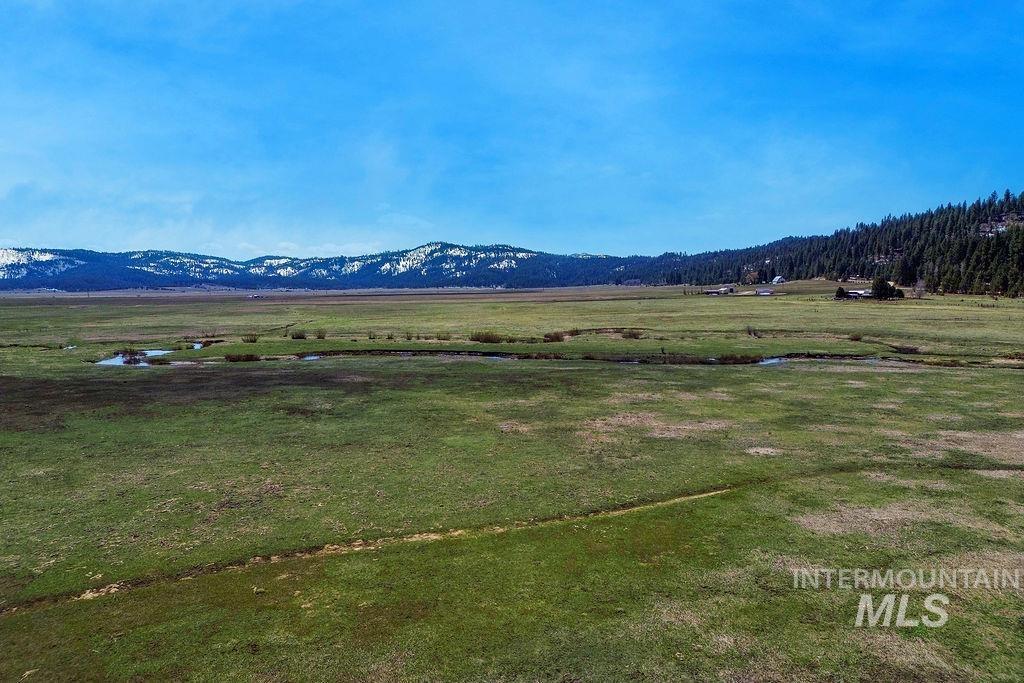 10130 Round Valley Rd. Property Photo 4