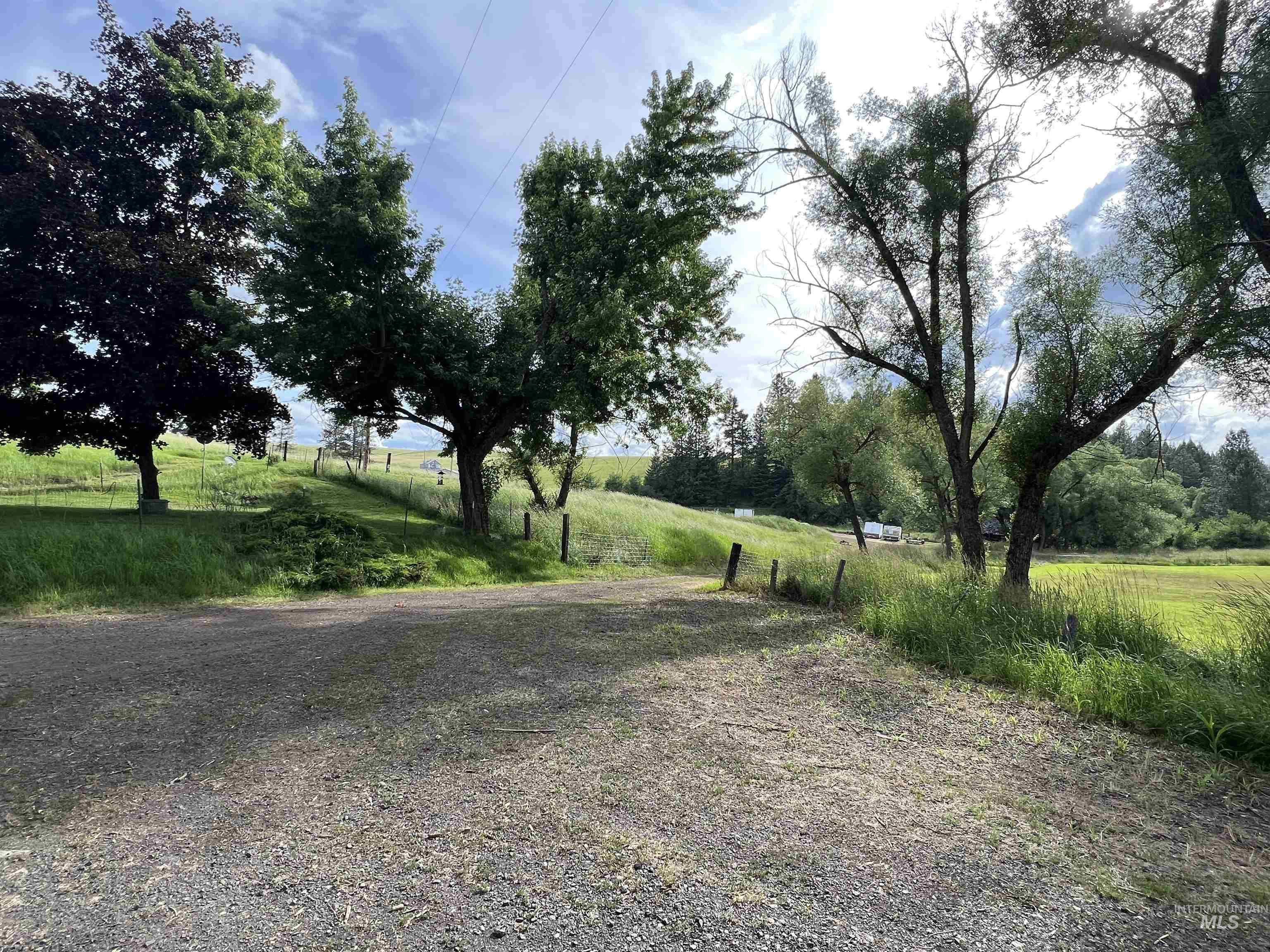 698 Leitch Creek Rd Property Photo 30