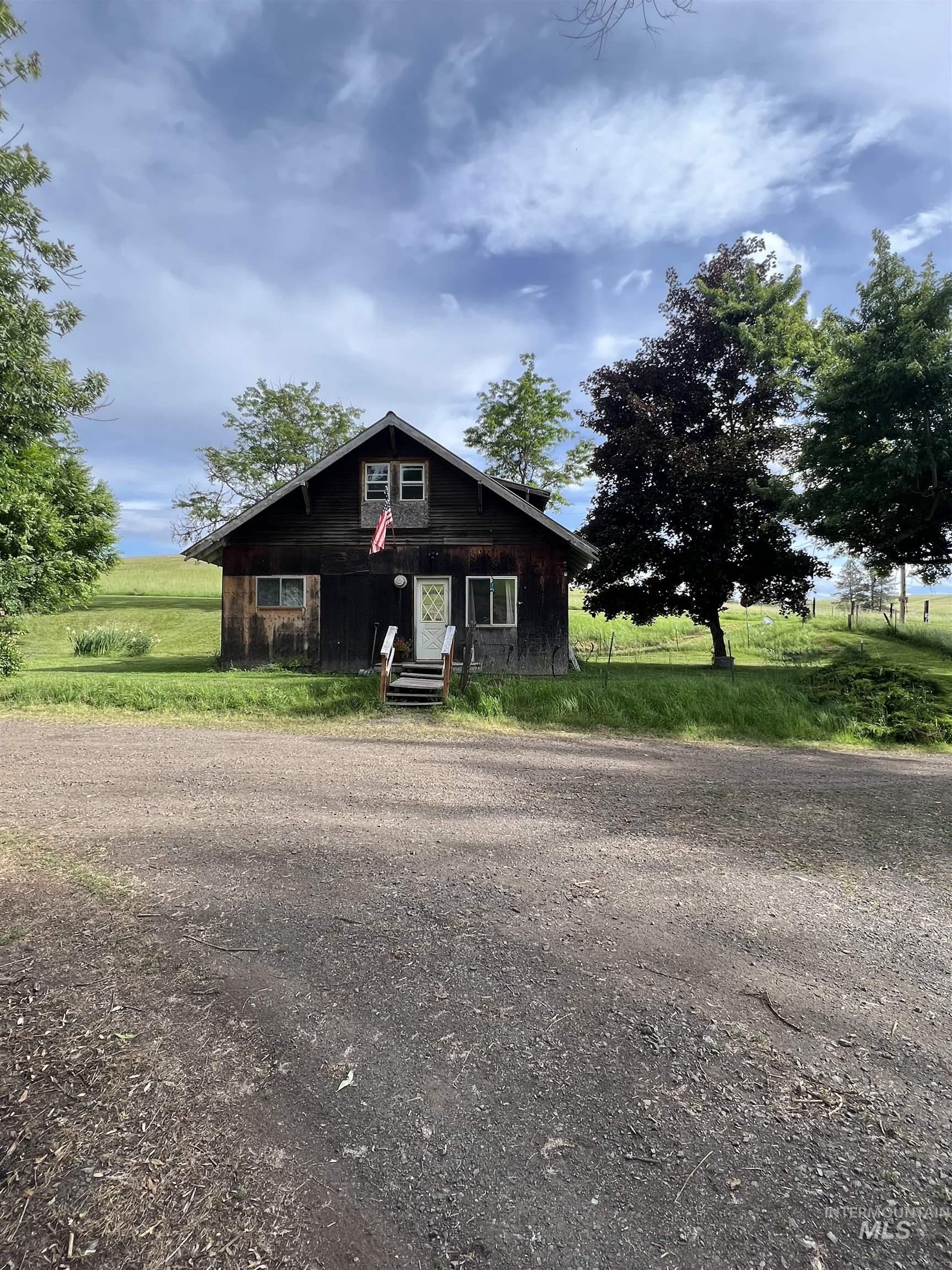 698 Leitch Creek Rd Property Photo 45