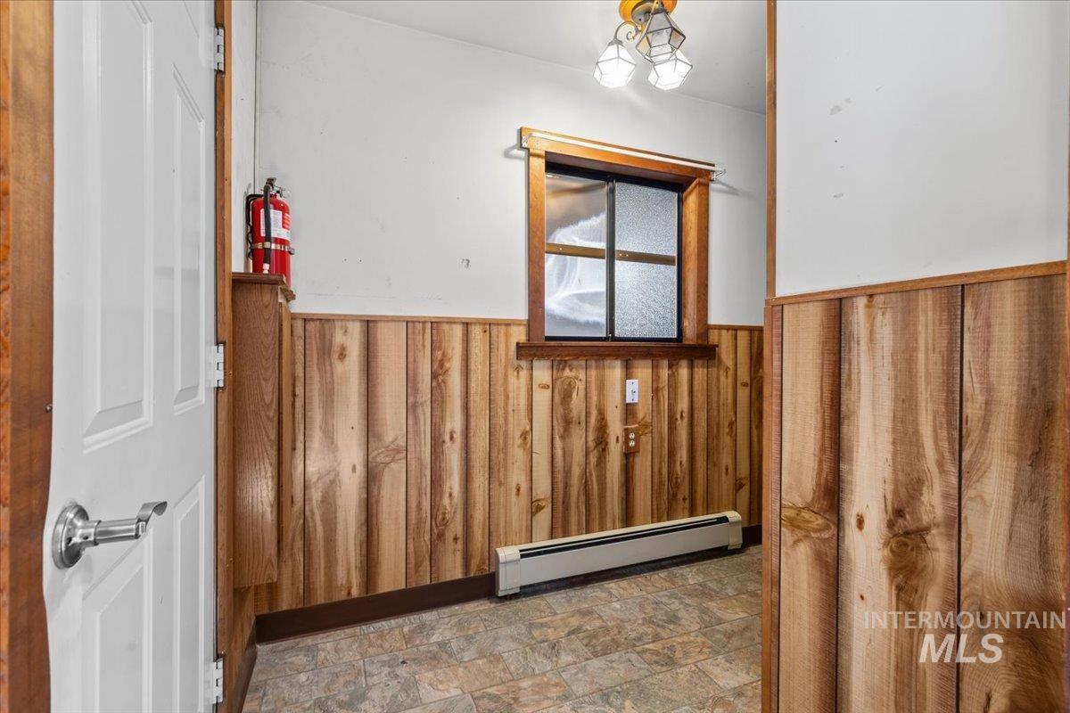1121 Powers Ave Property Photo 7