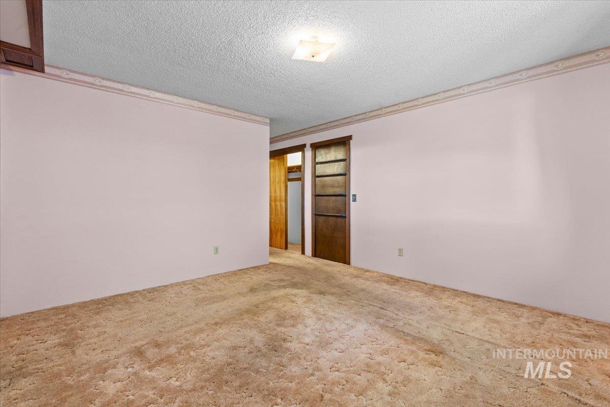 1121 Powers Ave Property Photo 13