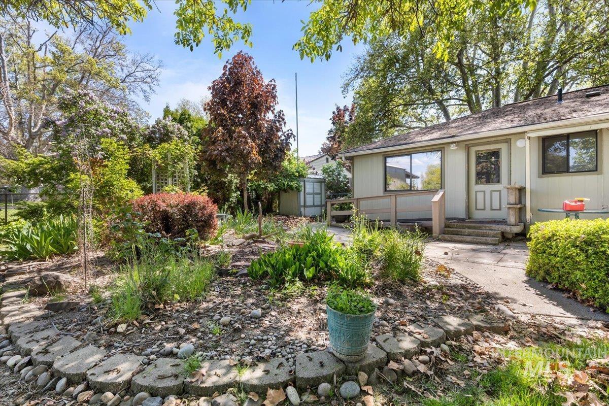 1121 Powers Ave Property Photo 30