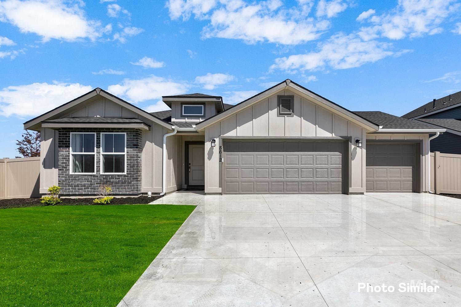 15357 Arcus Way Property Photo