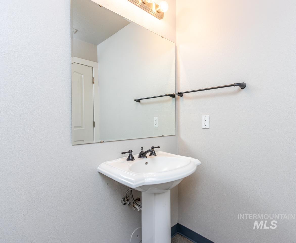 8858 W Candleston Ln. Property Photo 10