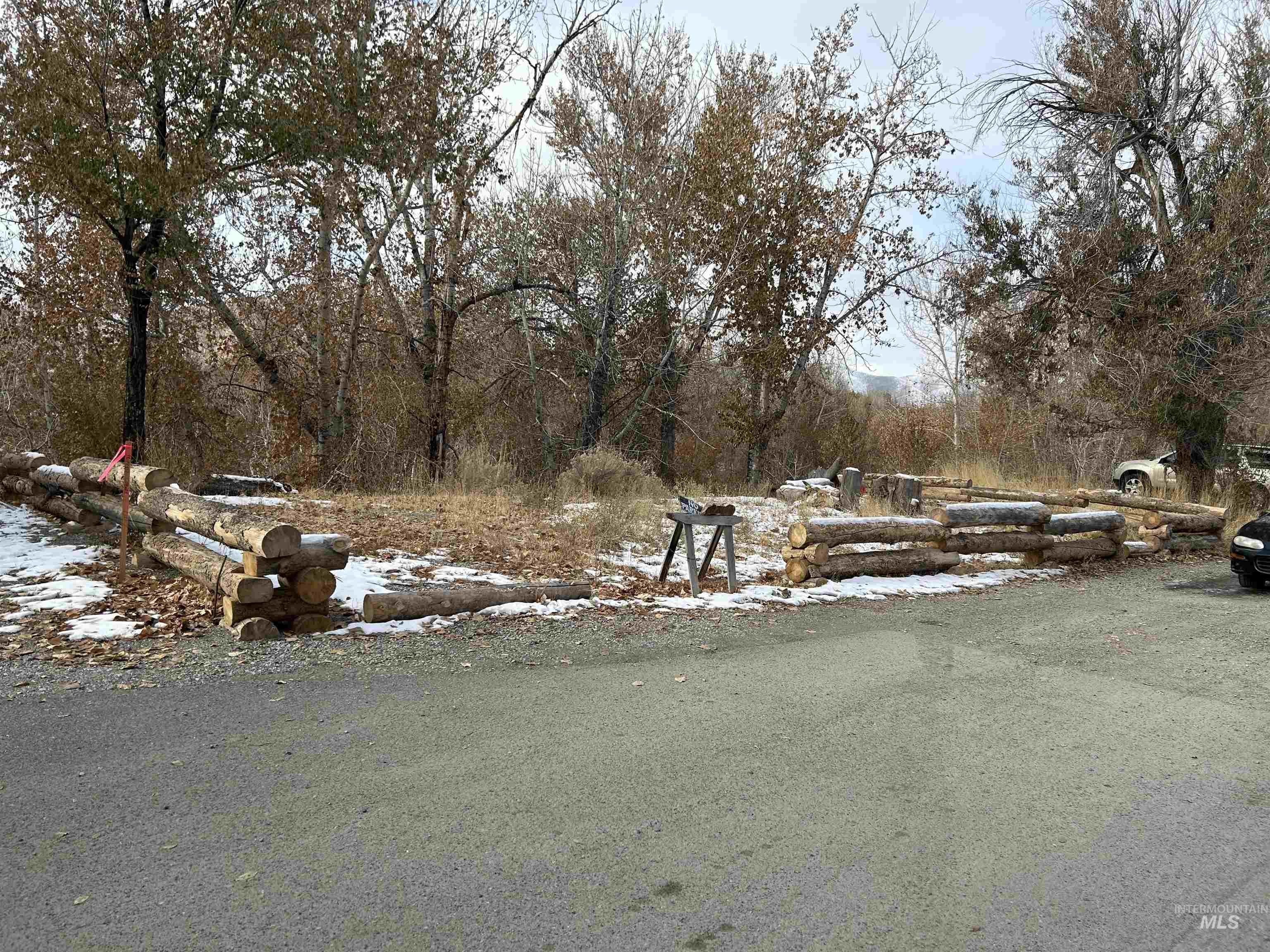 600 Riverside Dr Property Photo 21