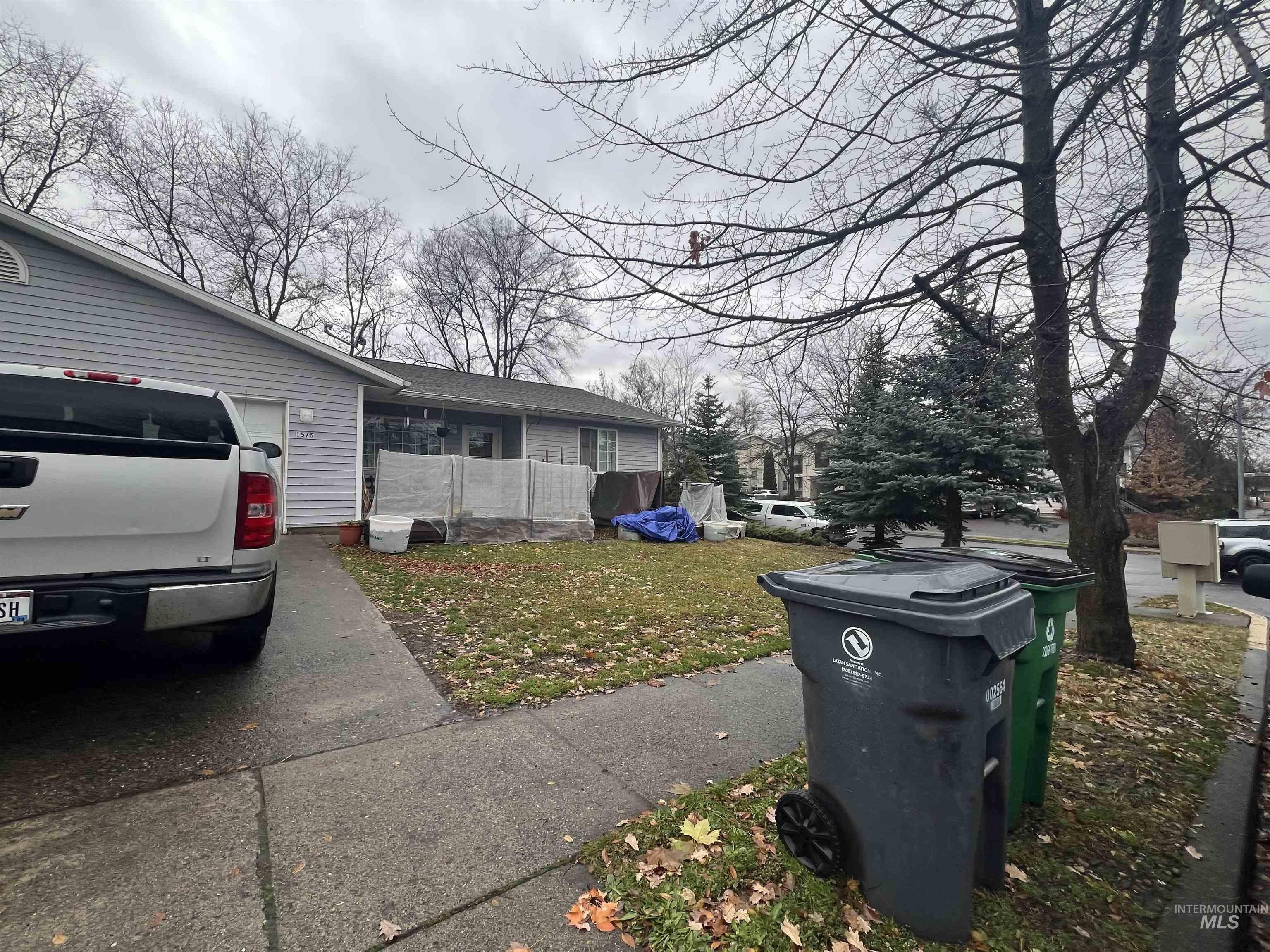 1575/1577 Northwood Drive Property Photo 16