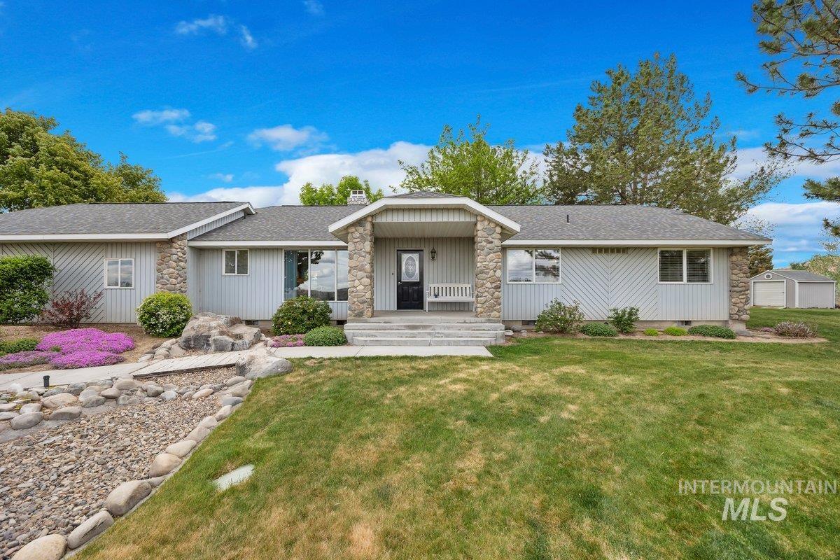 4519 Meadow Cir Property Photo