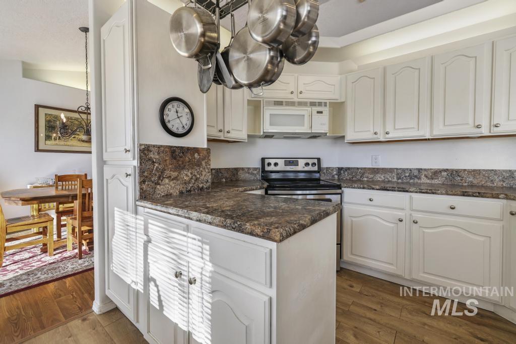 4519 Meadow Cir Property Photo 24