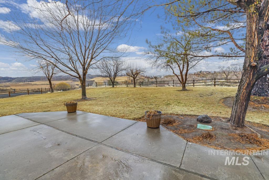 4519 Meadow Cir Property Photo 40