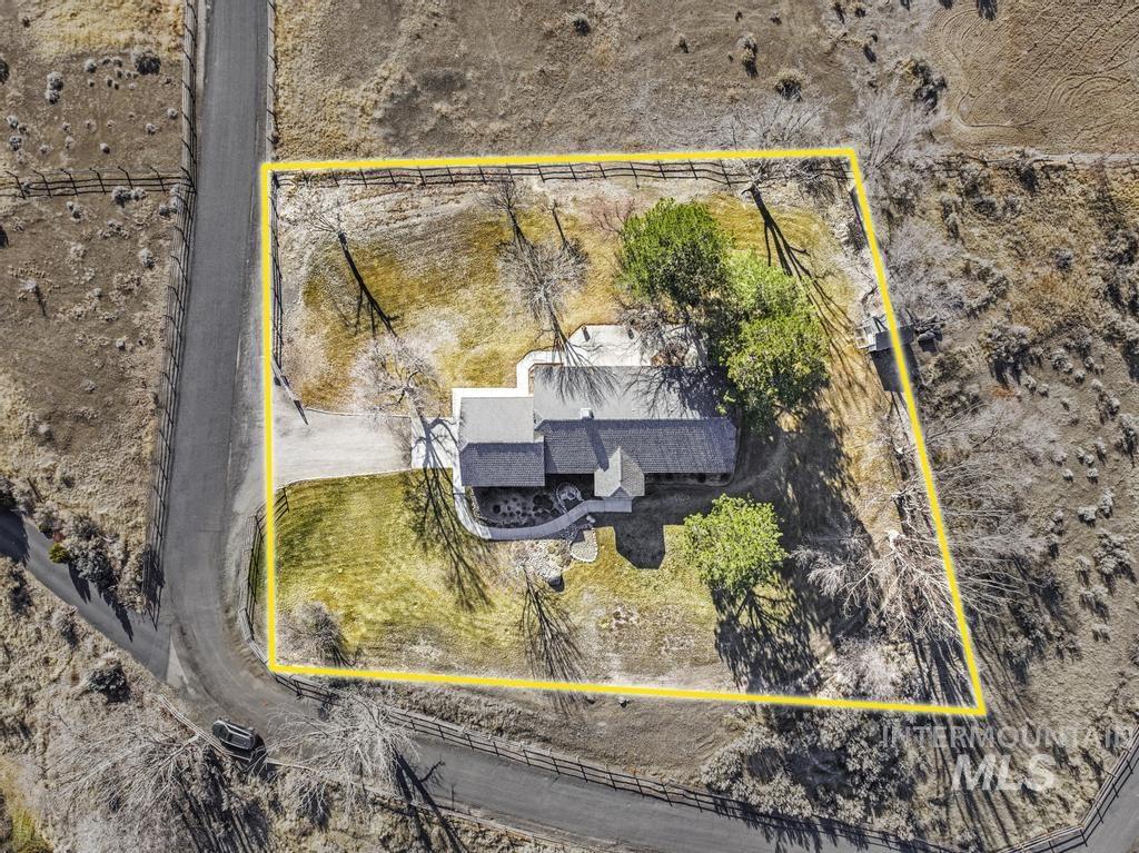 4519 Meadow Cir Property Photo 44