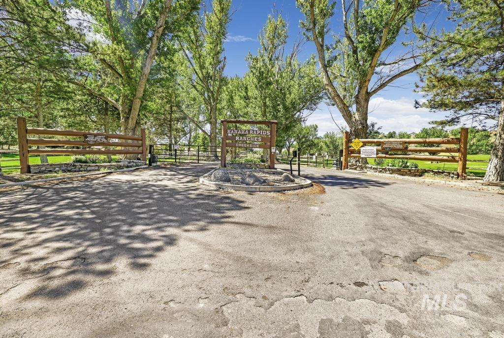 4519 Meadow Cir Property Photo 46