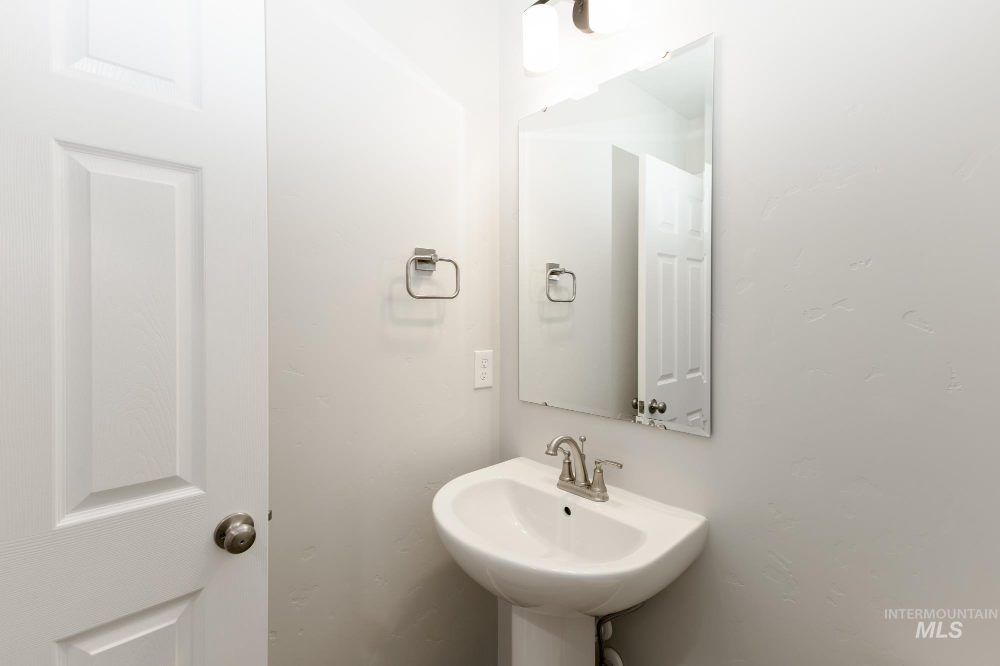 862 W Jasper St Property Photo 12
