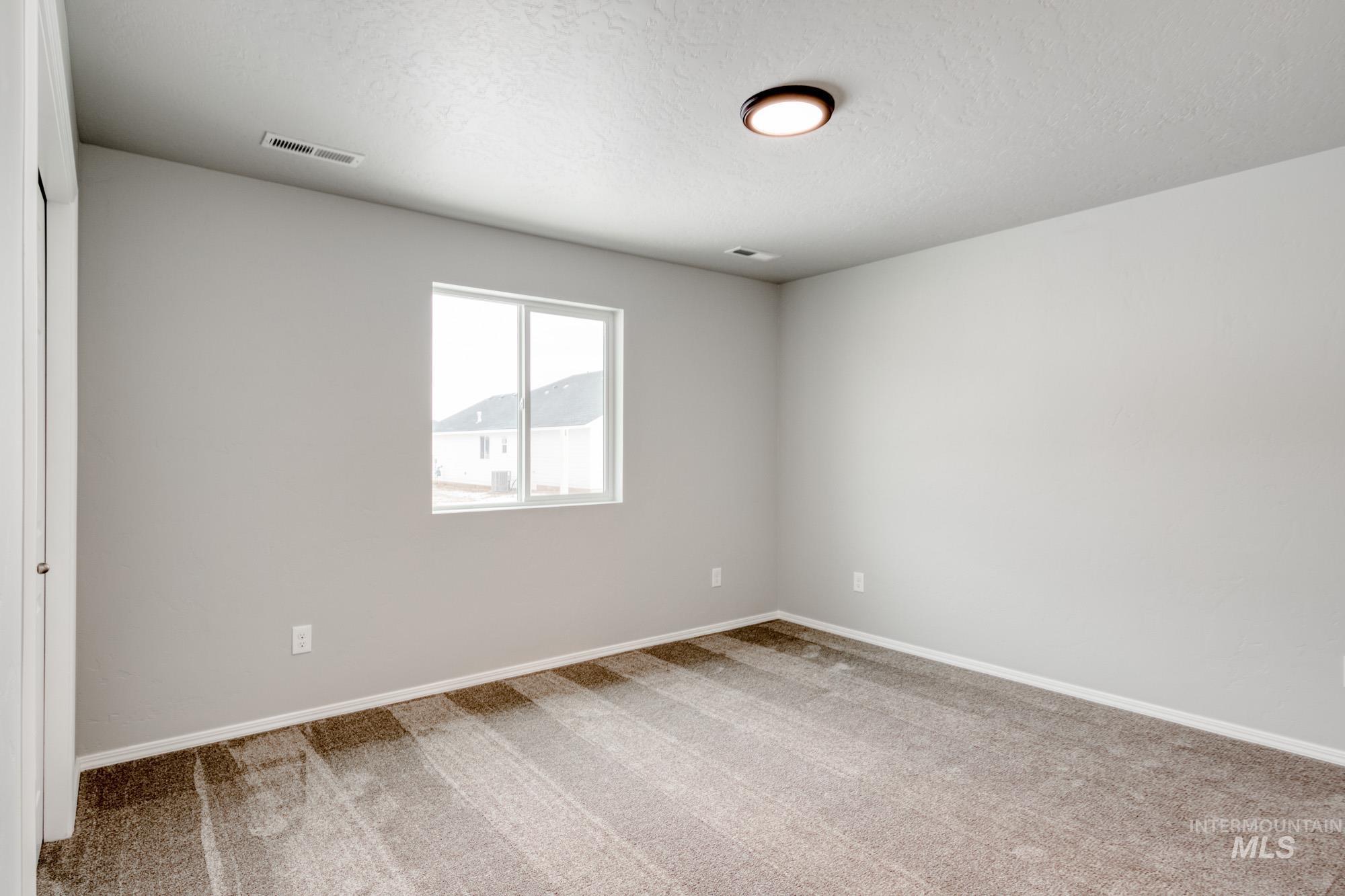 19314 Susquehanna Way Property Photo 8