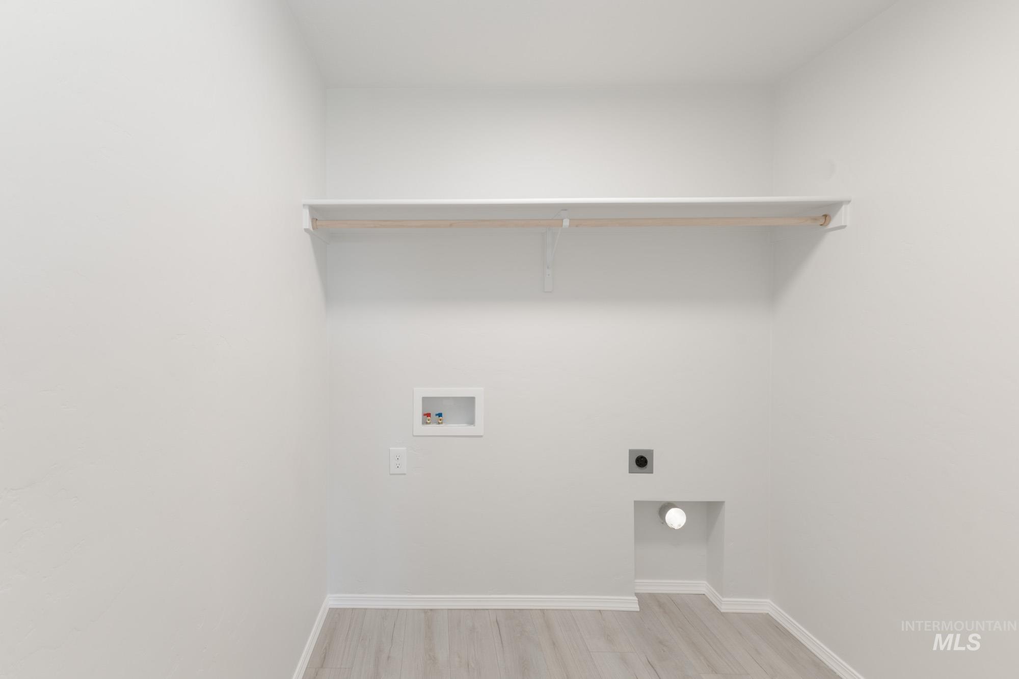 11179 Cart St Property Photo 24