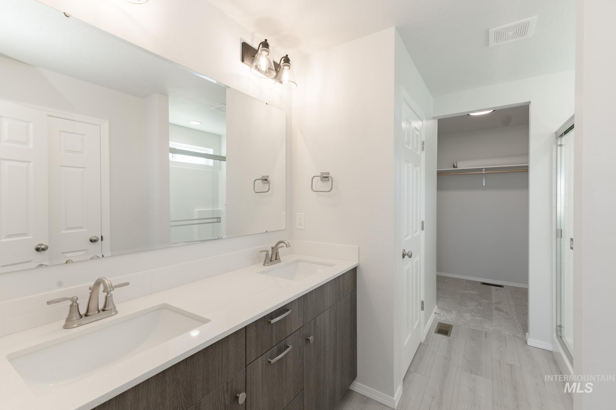 11179 Cart St Property Photo 28