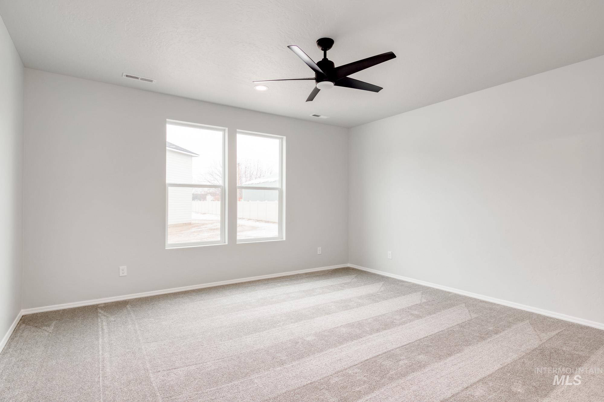 210 Goldstone Ave Property Photo 17