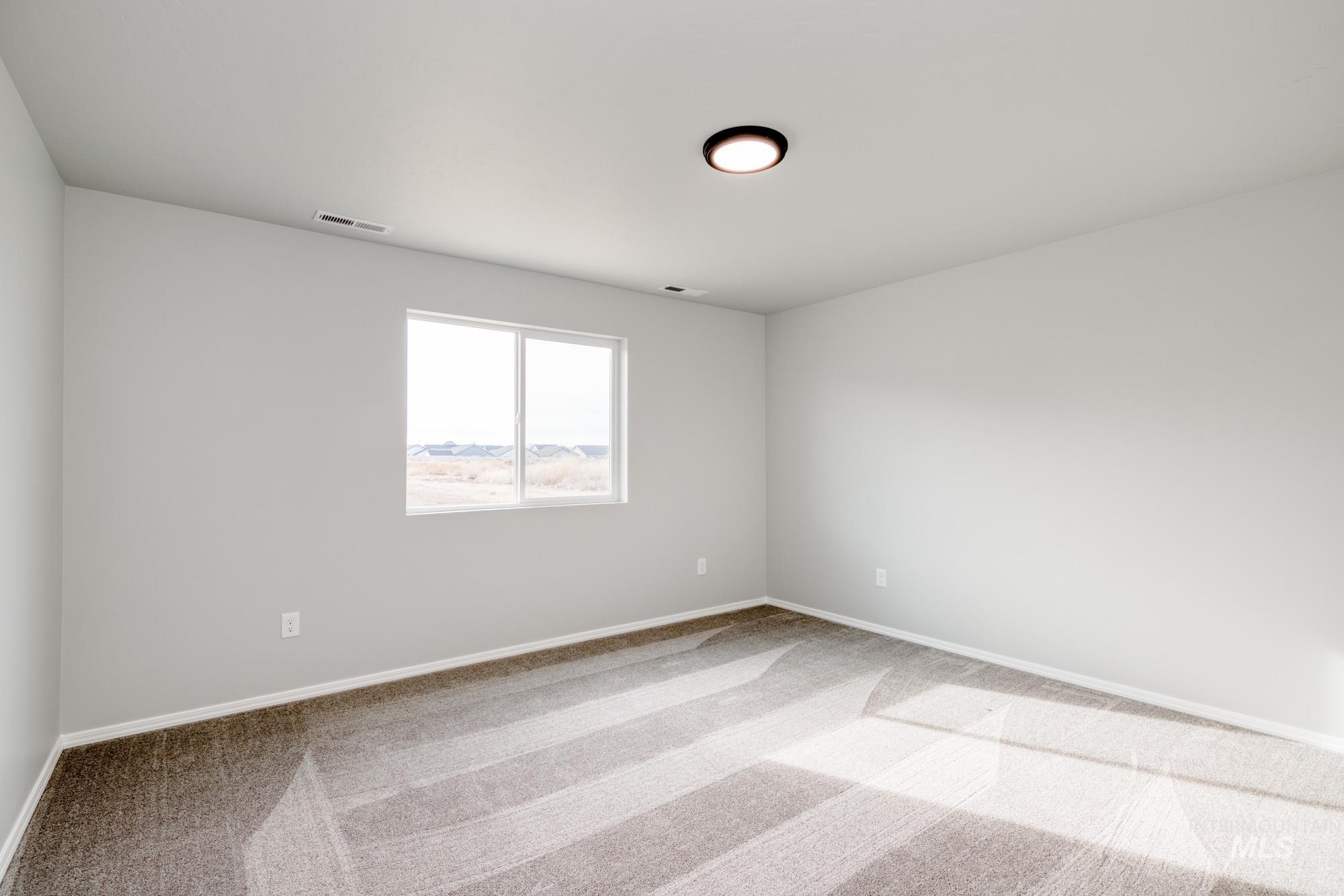 2895 W Oak Harbor St Property Photo 18