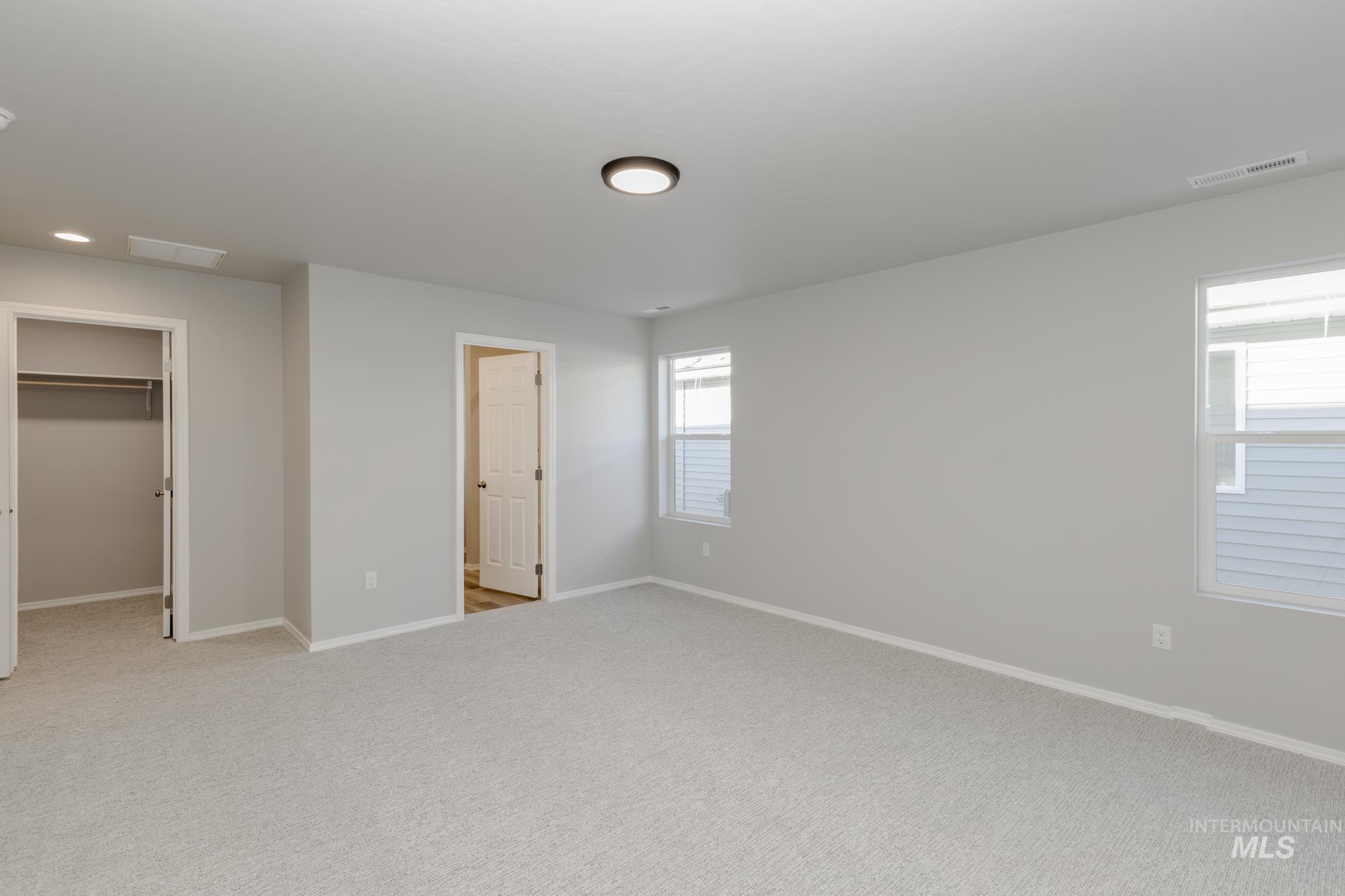 2867 W Oak Harbor St Property Photo 19