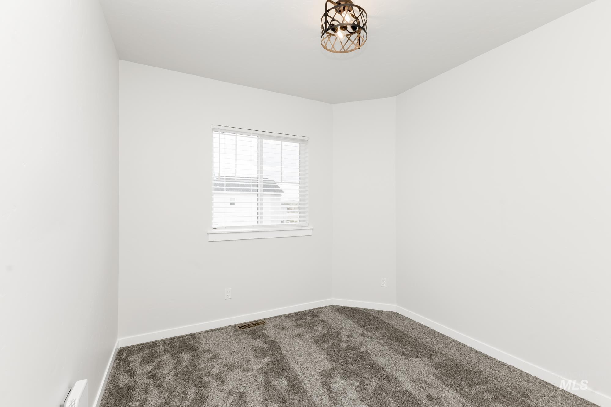 6993 S Cheyenne Ave Property Photo 13