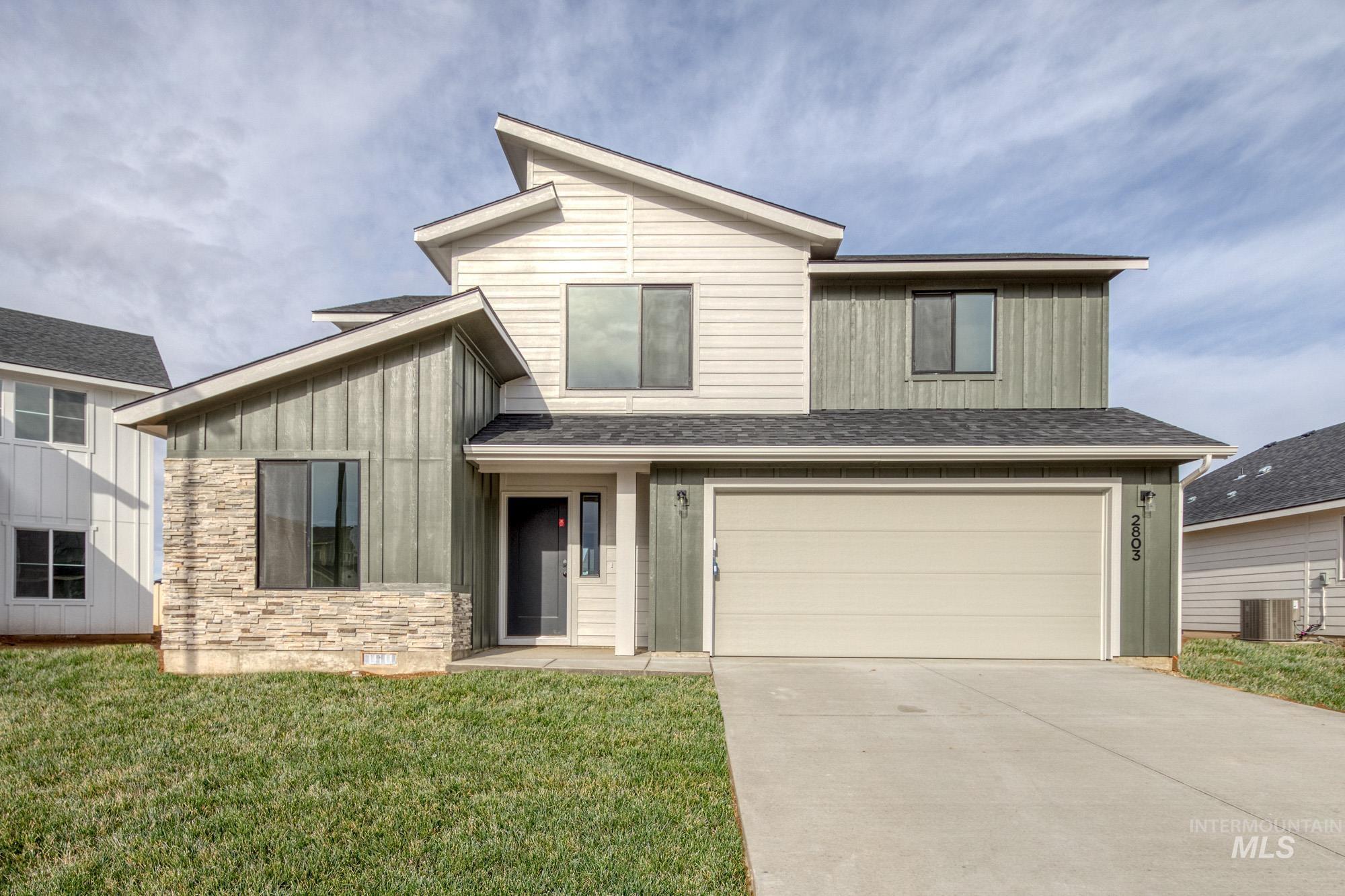 2803 N Eagle Meadow Ave Property Photo