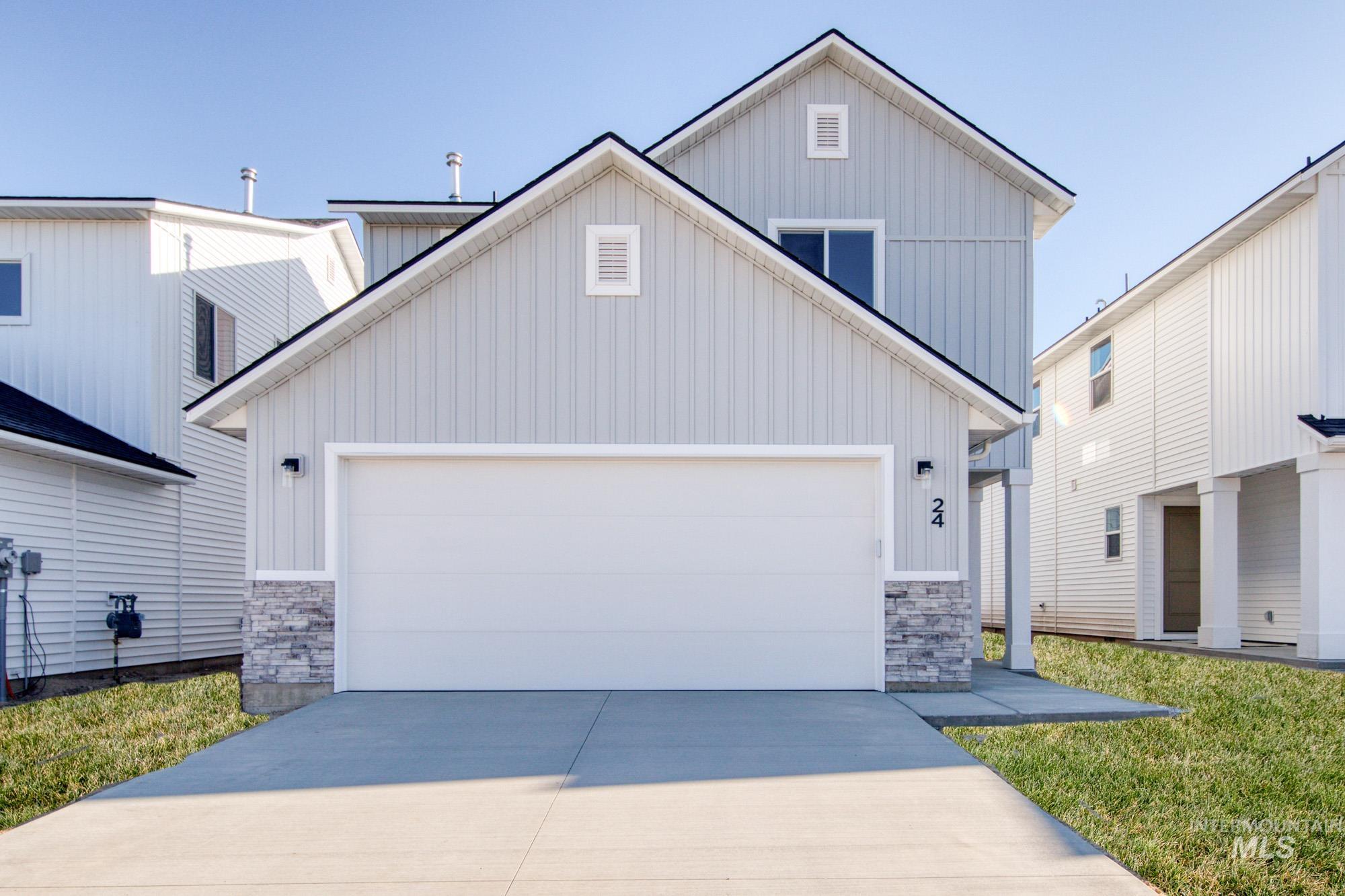 24 S Woodland Grove Way Property Photo 1