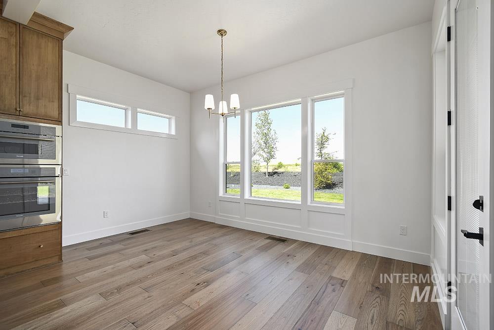 1085 N Gracie Ave Property Photo 11