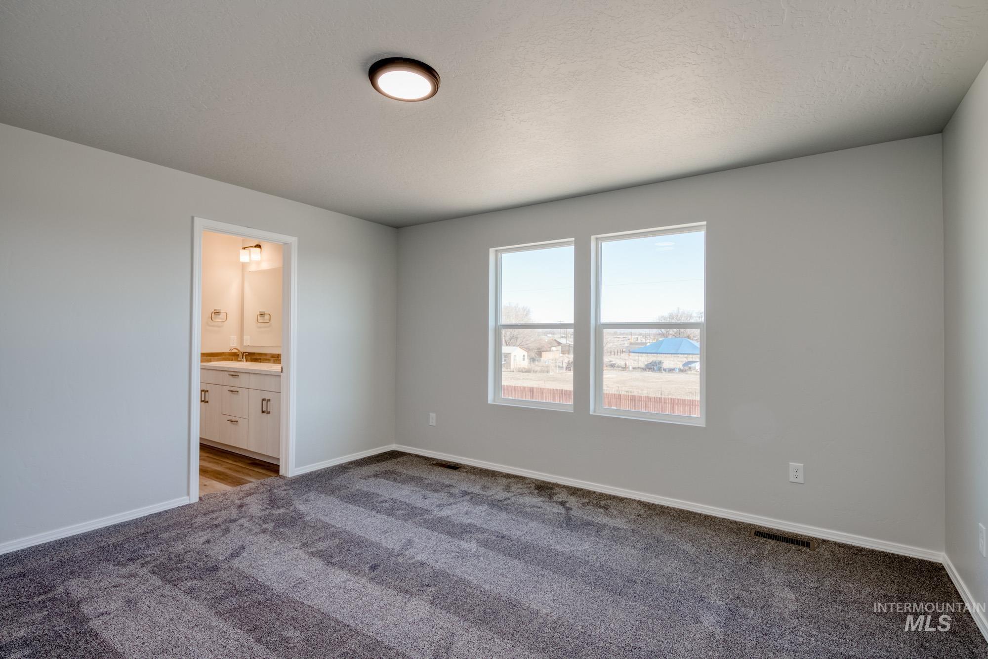 40 S Woodland Grove Way Property Photo 22