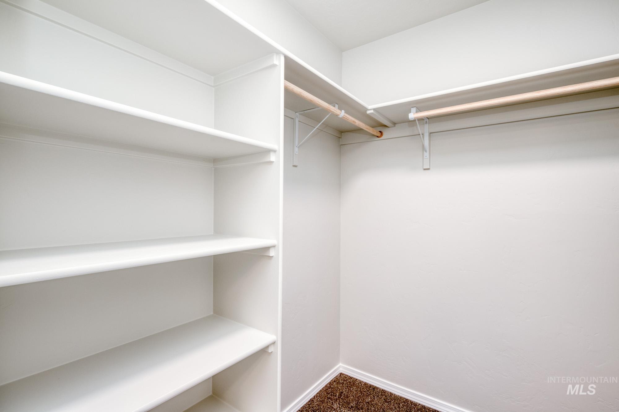 40 S Woodland Grove Way Property Photo 24