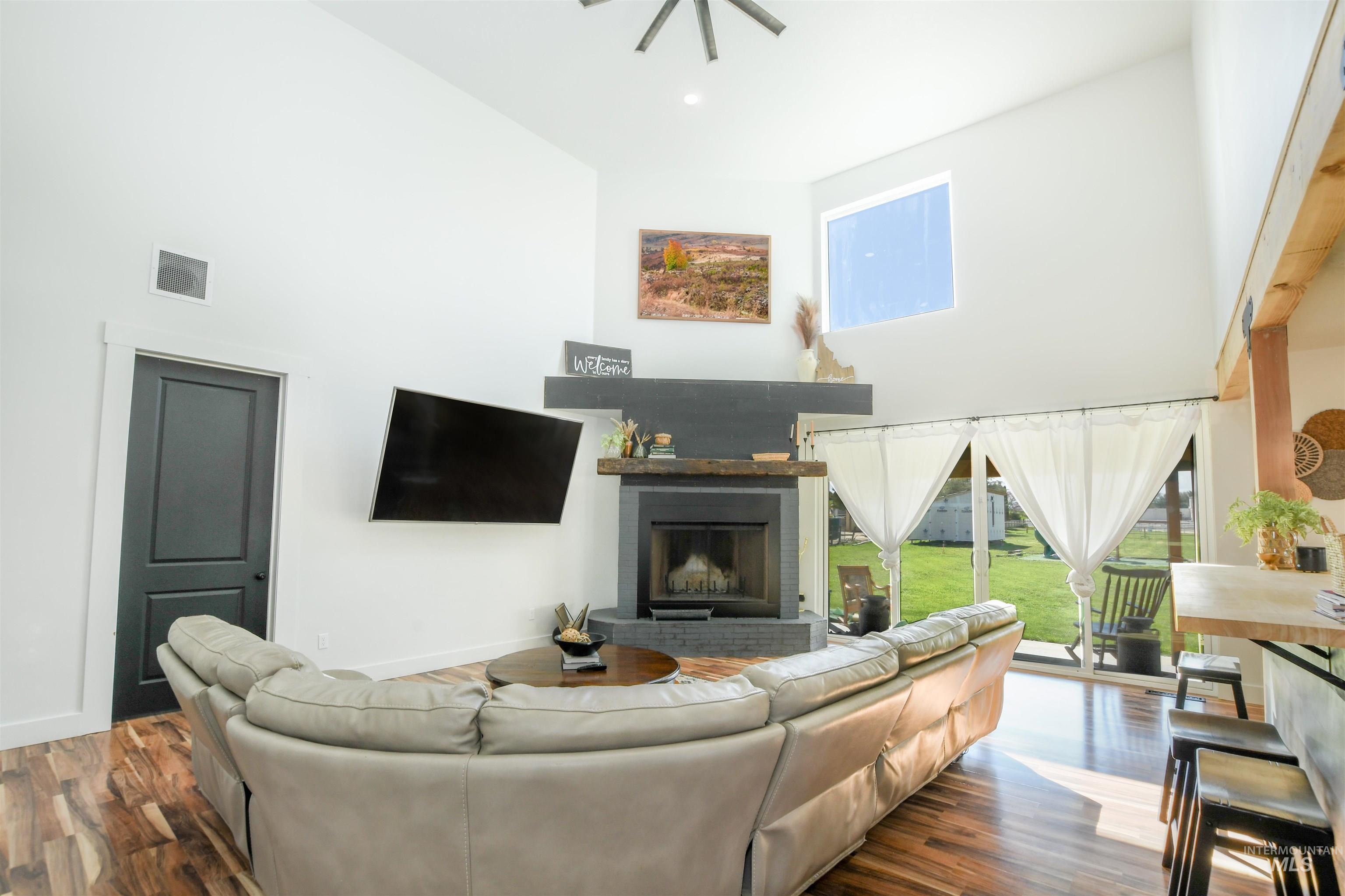 6141 E Toon Ln Property Photo 6