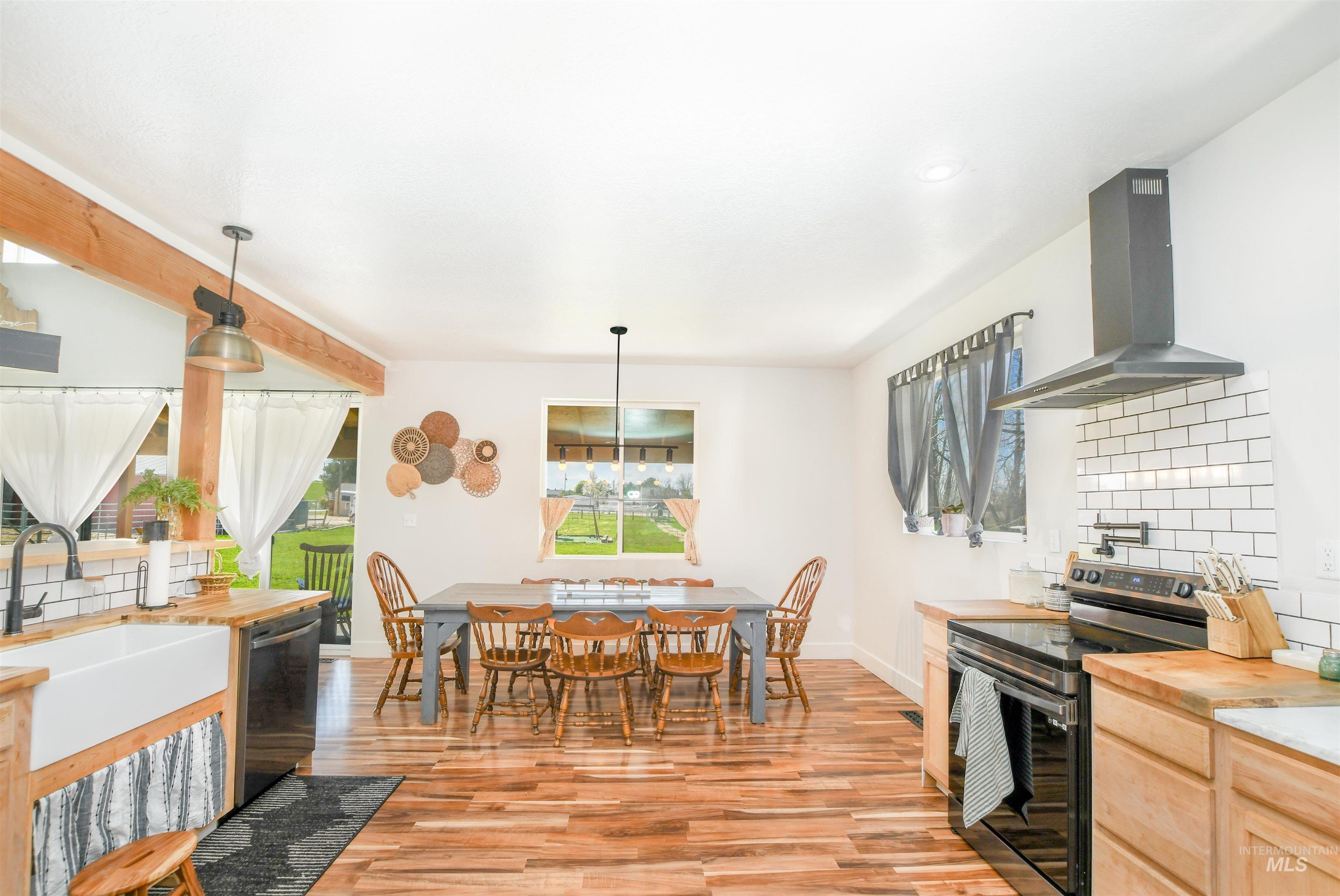 6141 E Toon Ln Property Photo 12