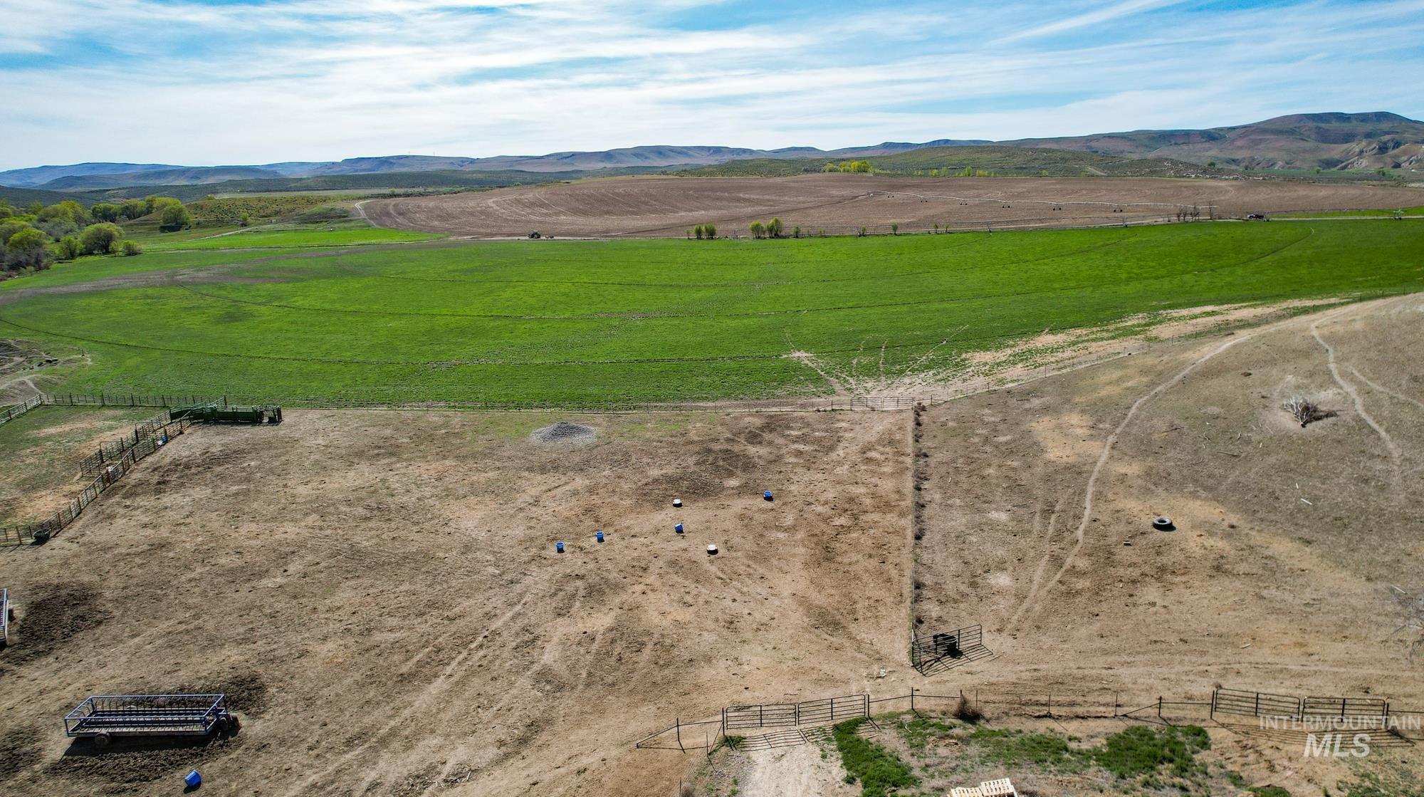 1547 Highway 201 Property Photo 11