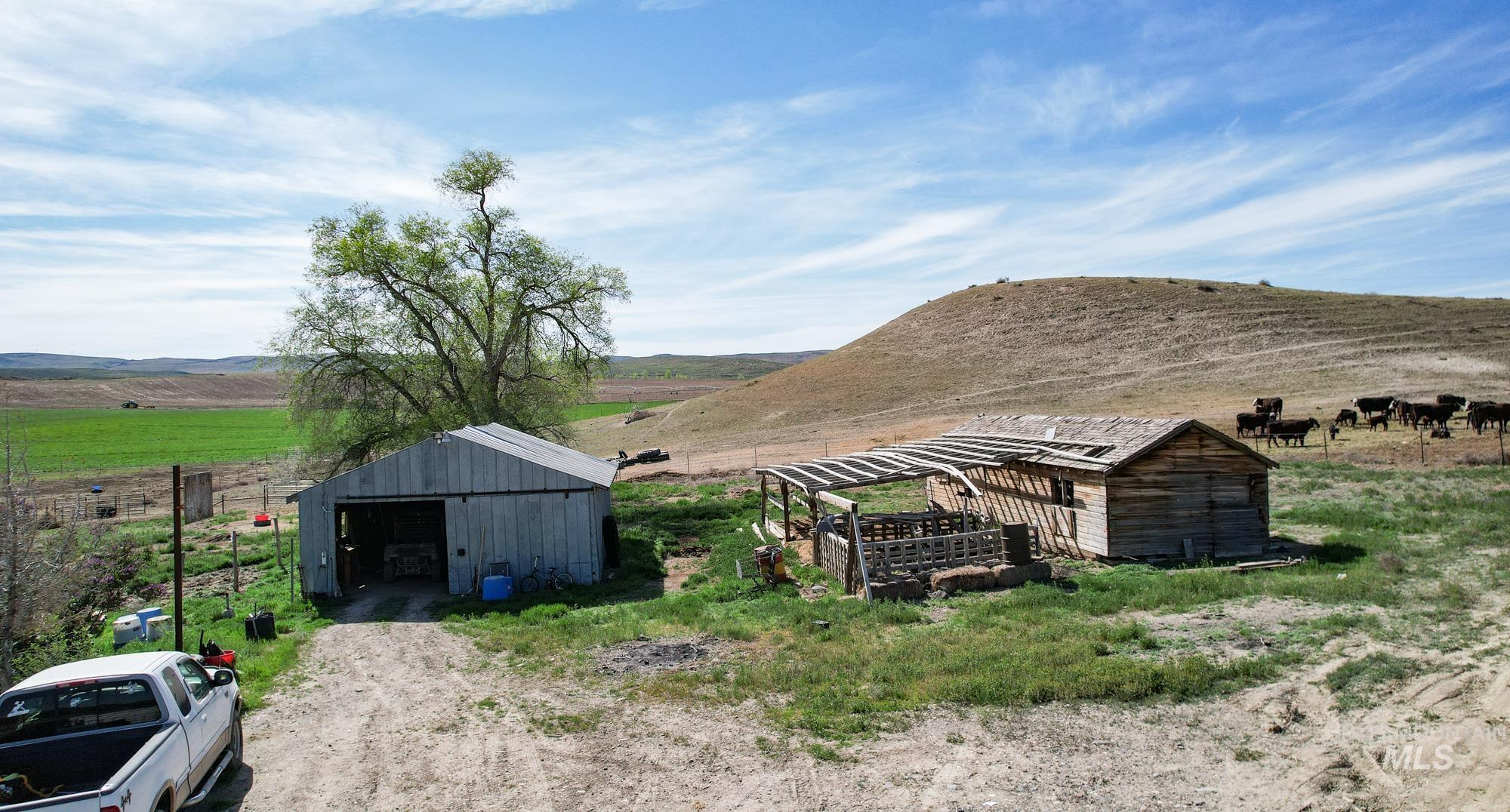 1547 Highway 201 Property Photo 13