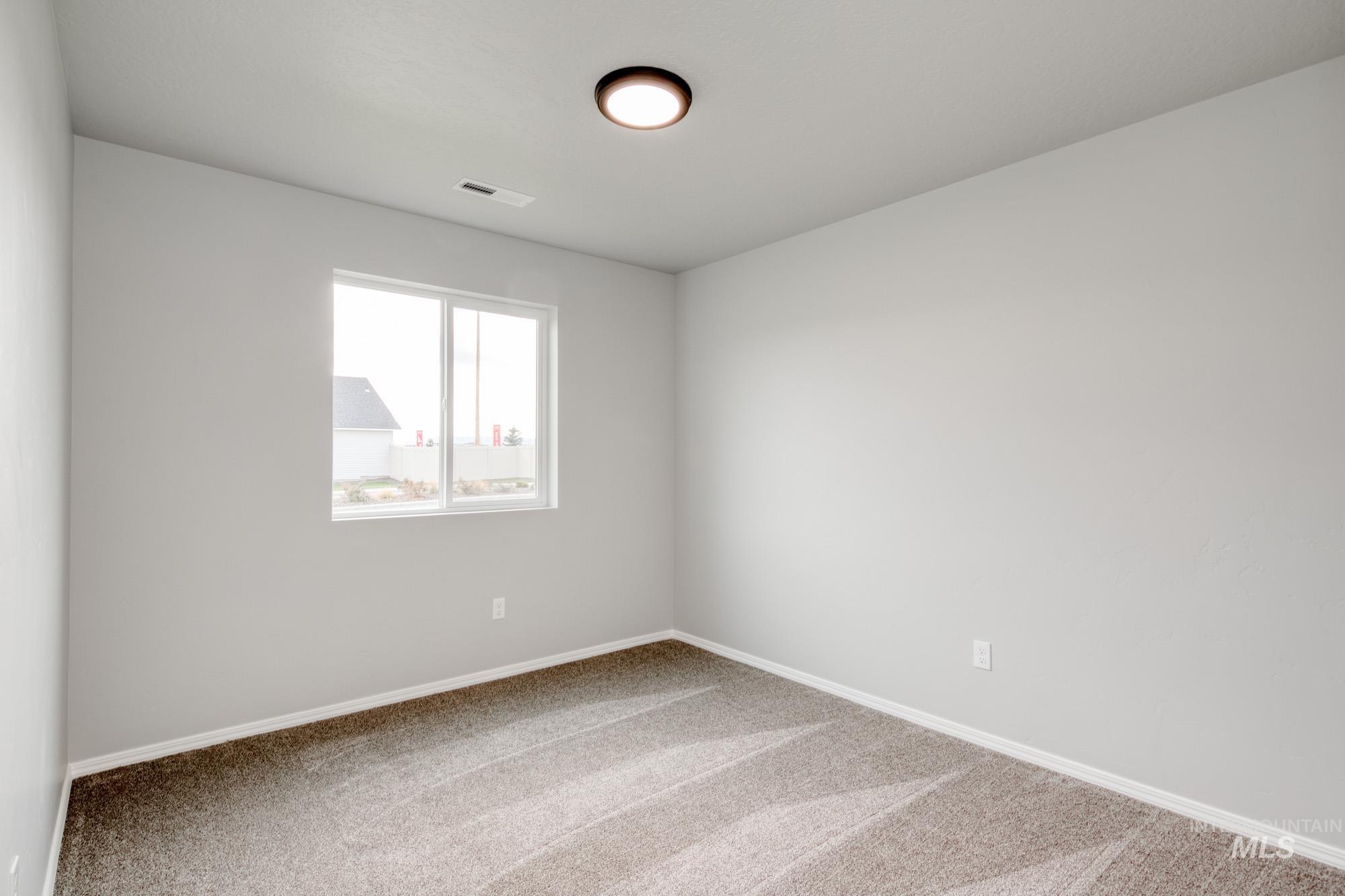 2408 W Minerva St Property Photo 12