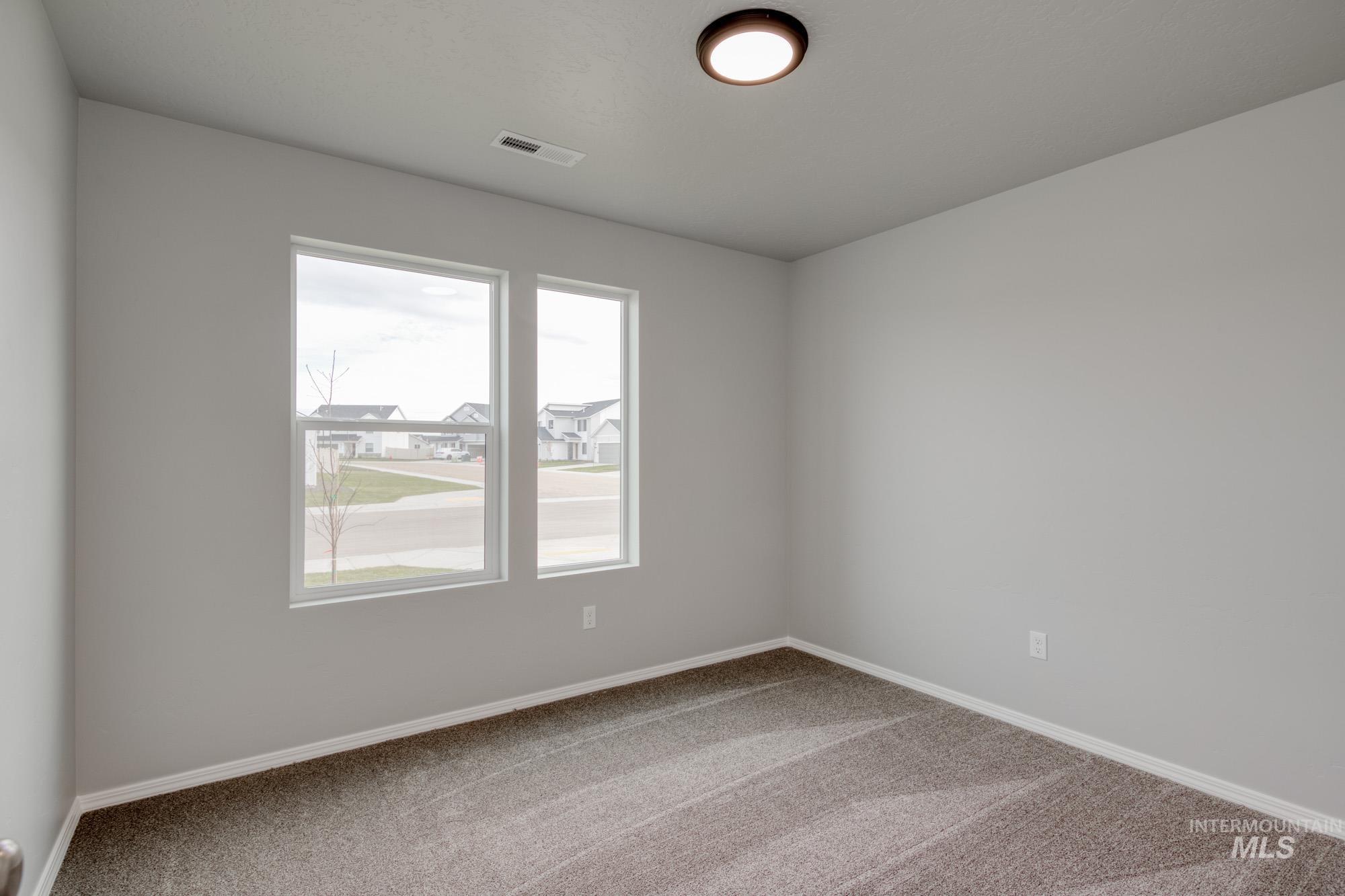 2408 W Minerva St Property Photo 14