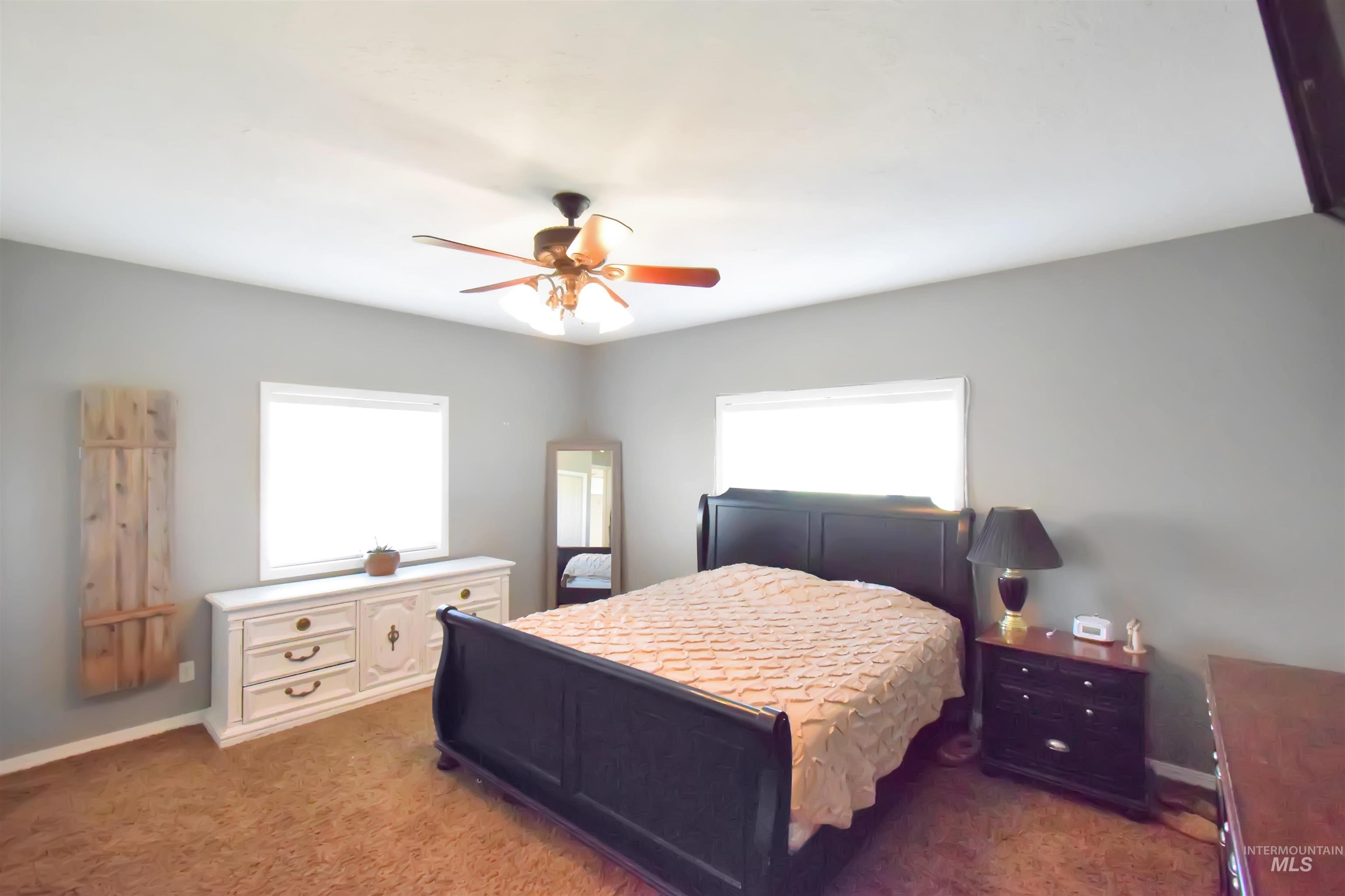 330 S 400 W Property Photo 12