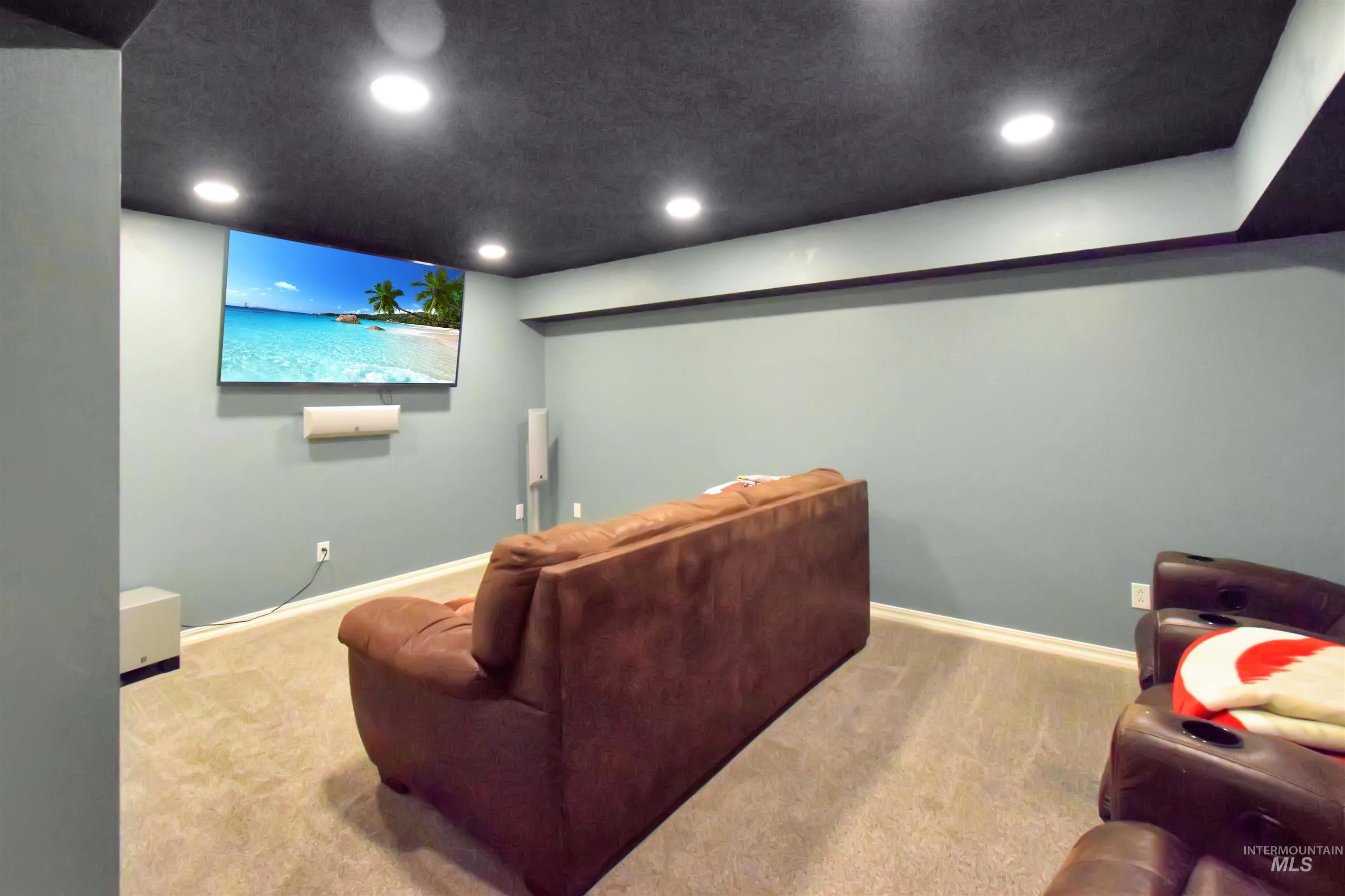 330 S 400 W Property Photo 21