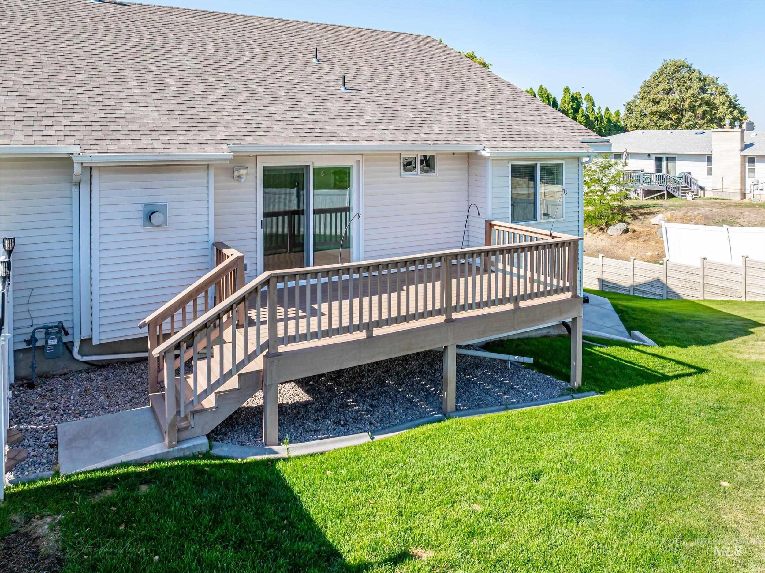 1499 Partridge Cove Property Photo 3