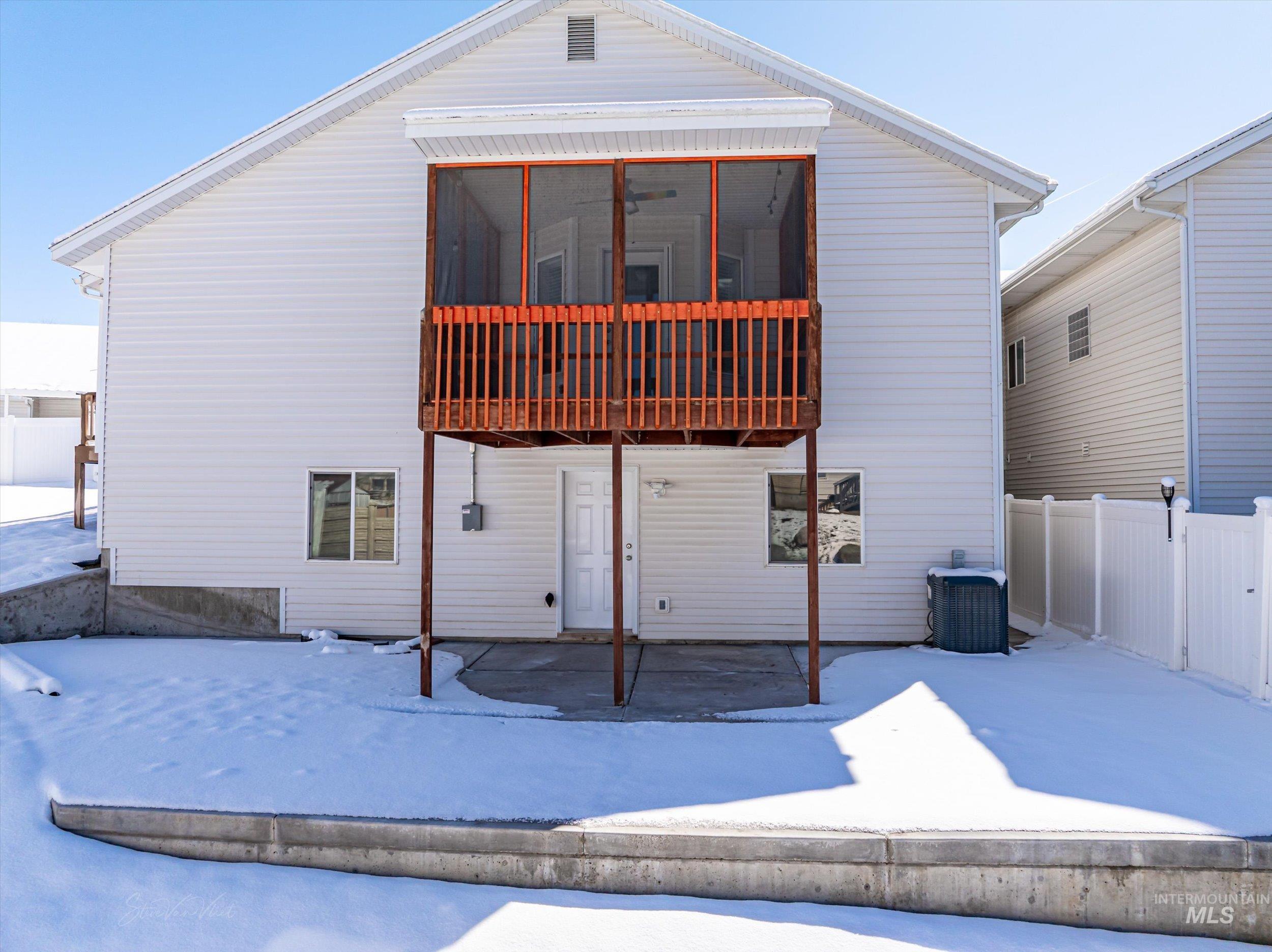 1499 Partridge Cove Property Photo 11