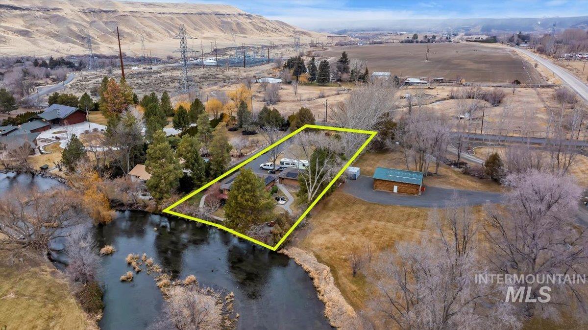 931 Justice Grade Property Photo