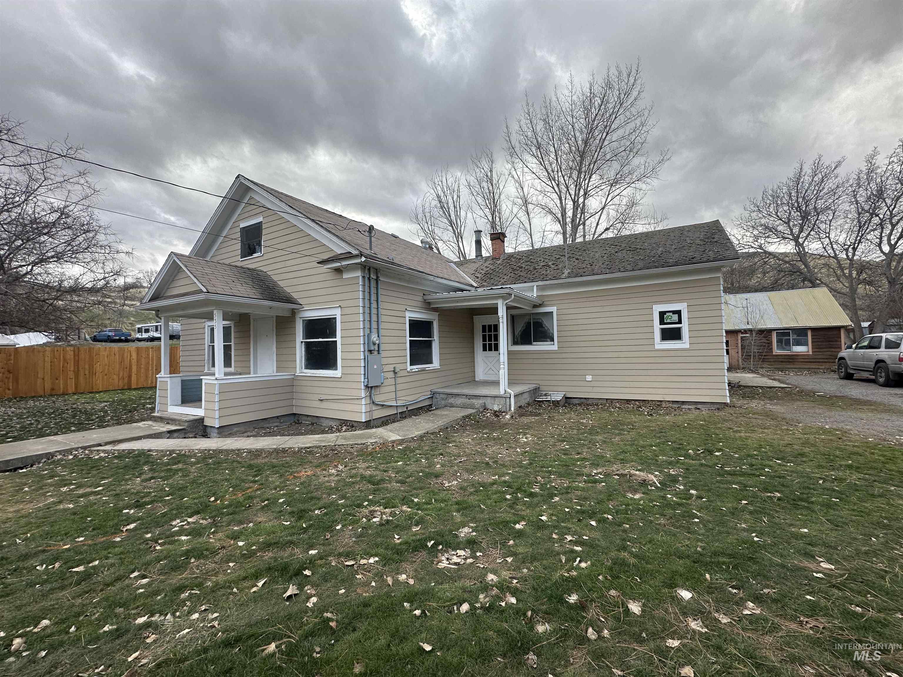 535 Costley Lane Property Photo