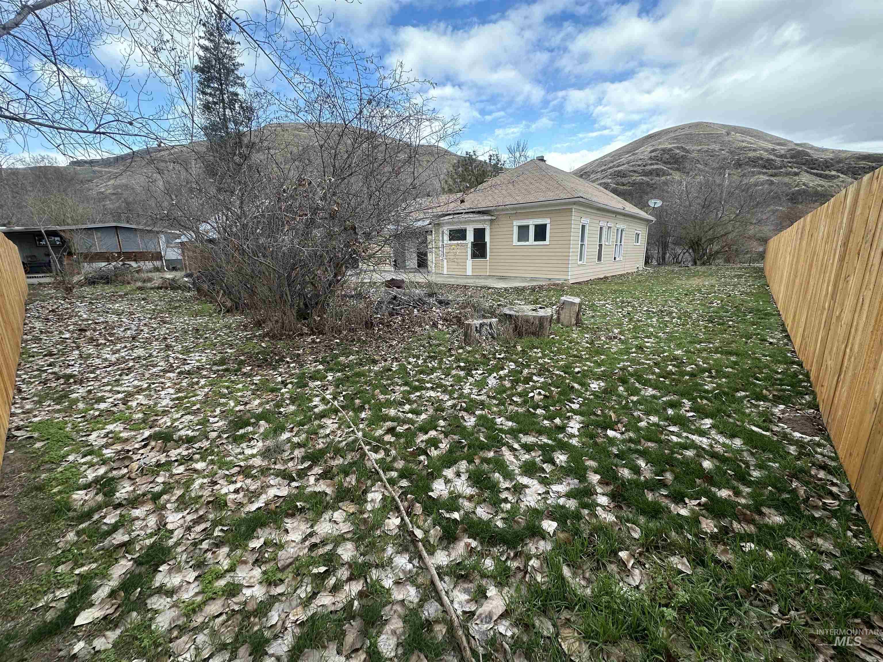 535 Costley Lane Property Photo 14