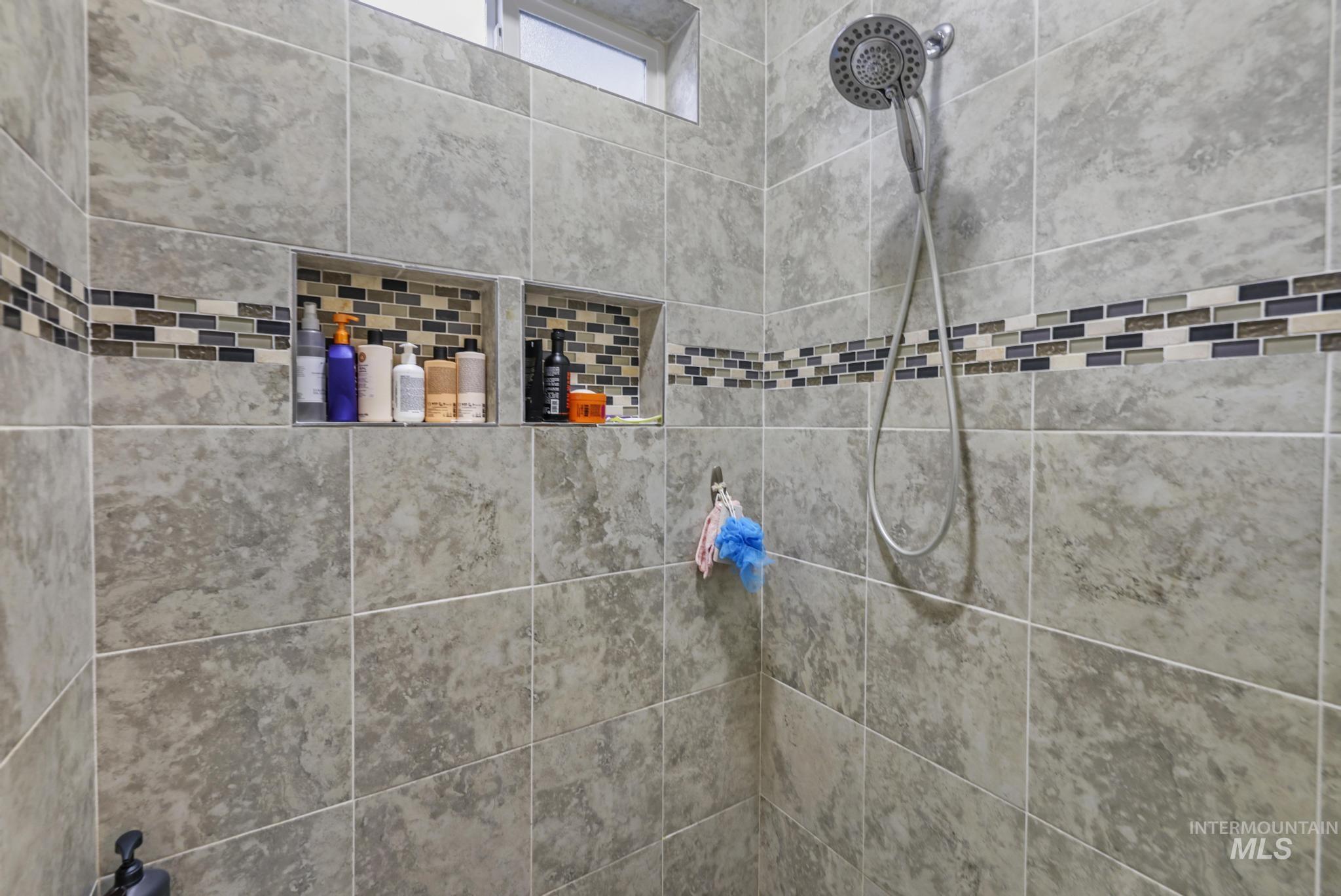 810 Sun Peak Way Property Photo 30